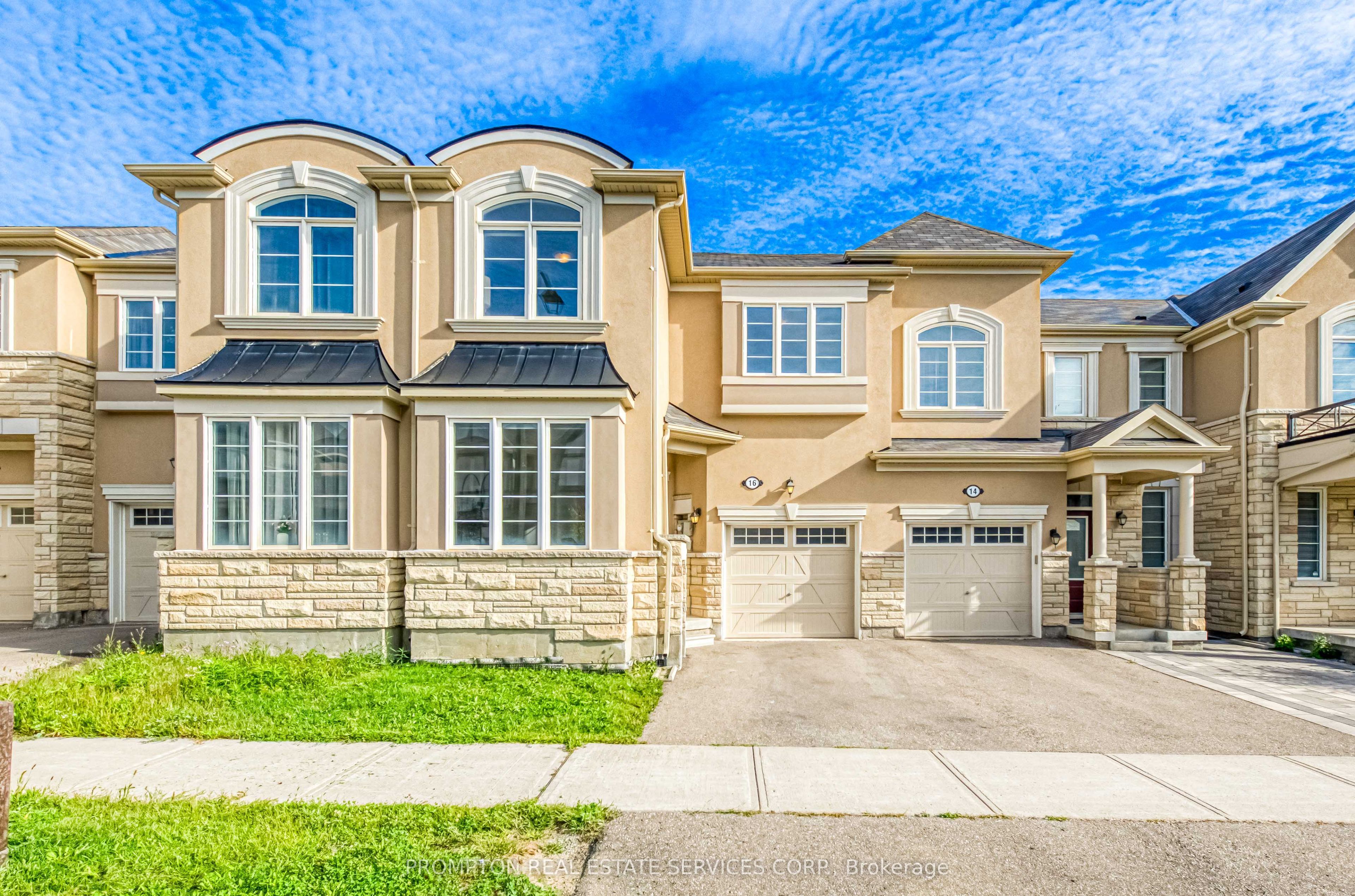 16 Ness Drive, Richmond Hill, ON L4S 0J9 photo 3