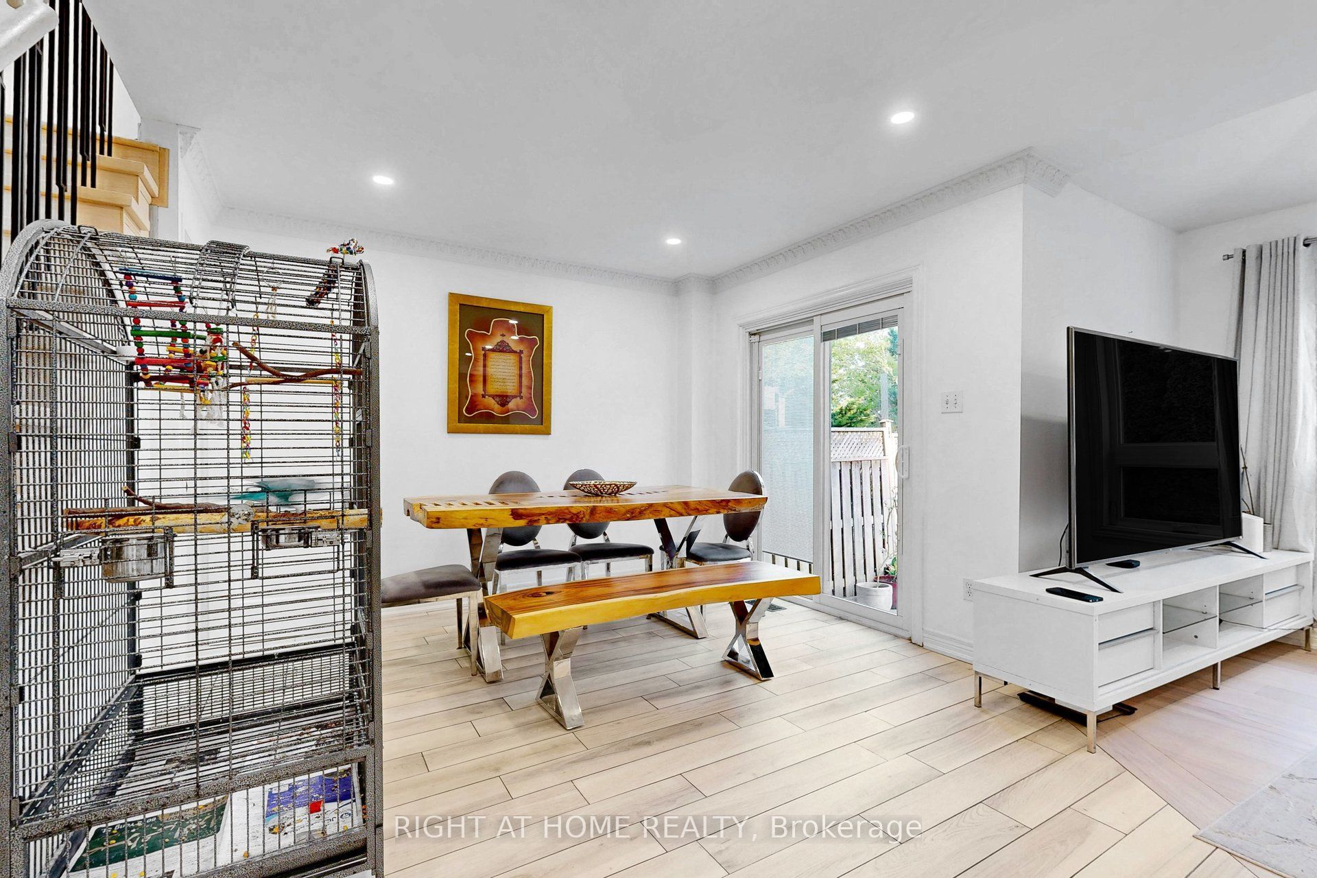 262 Wildberry Crescent, Vaughan, ON L4H 2H7 photo 5
