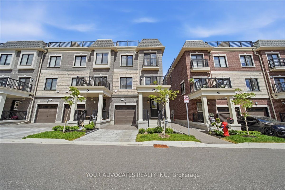 31 Nordic Lane, Whitchurch-Stouffville, ON L4A 4W8
