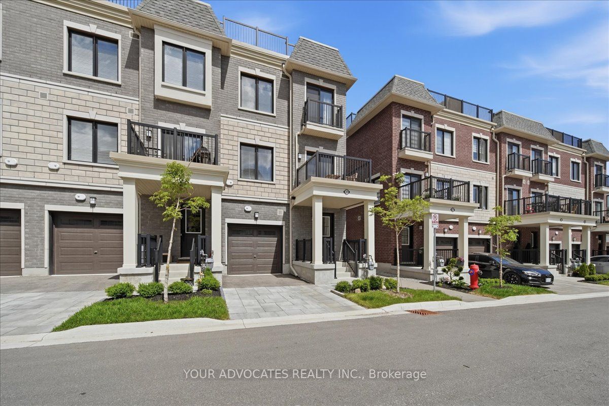 31 Nordic Lane, Whitchurch-Stouffville, ON L4A 4W8 photo 2