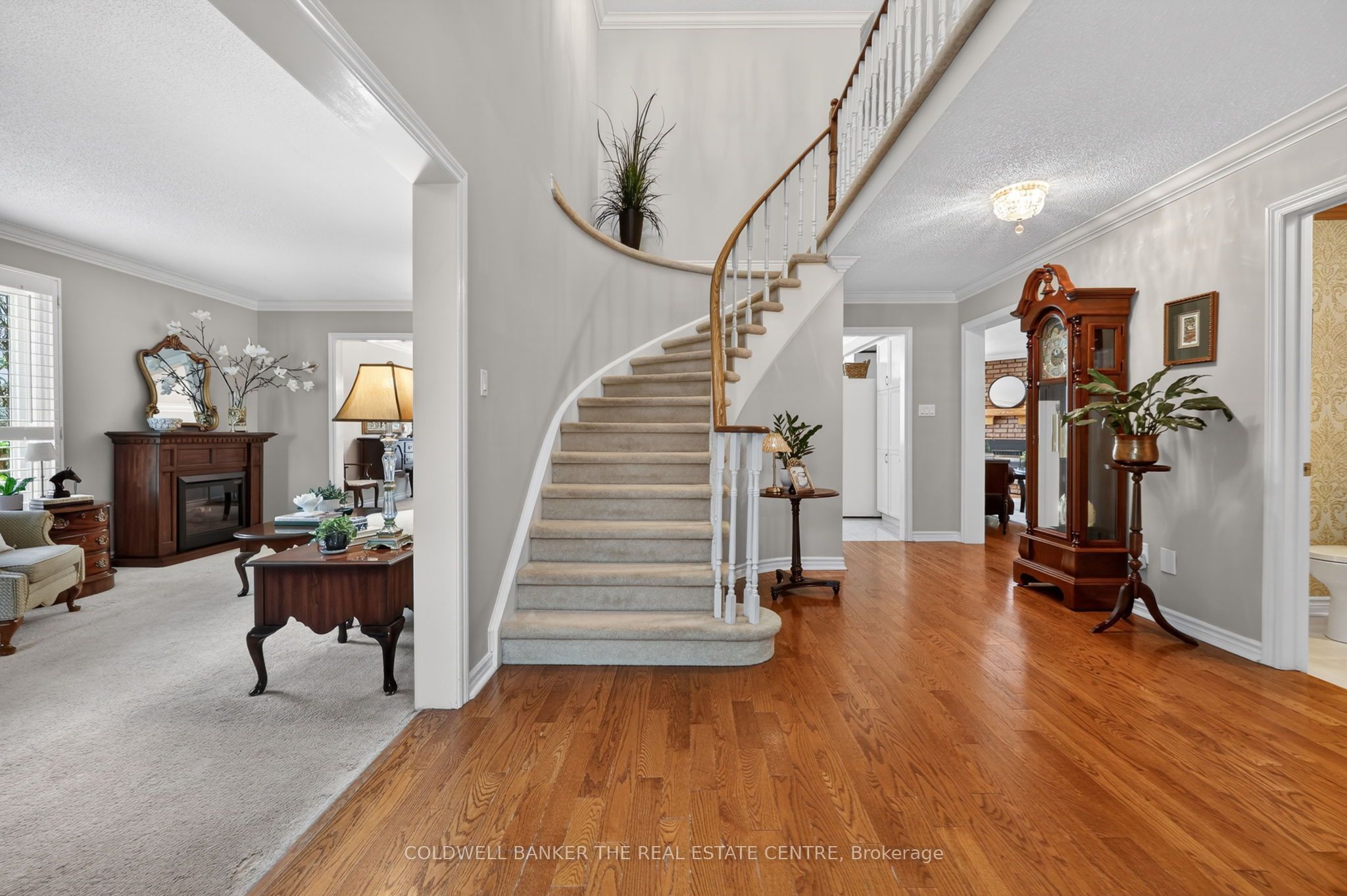 274 Kirby Crescent, Newmarket, ON L3X 1H4 photo 5