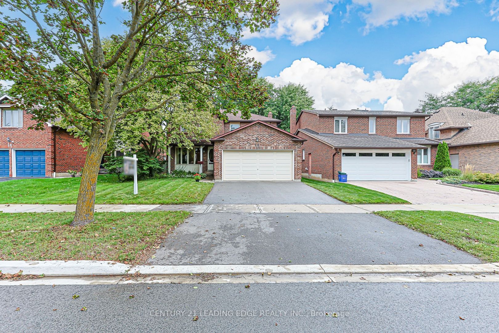14 Buchanan Drive, Markham, ON L3R 4C5