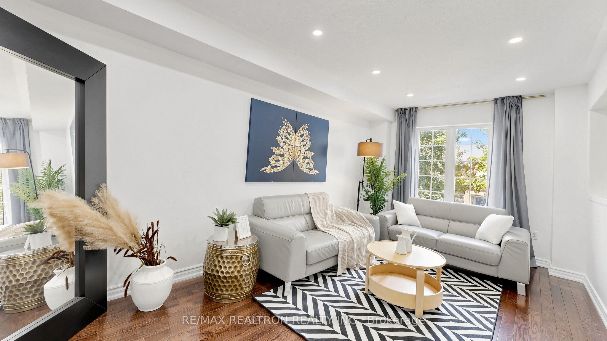 88 Banbrooke Crescent, Newmarket, ON L3X 2W9