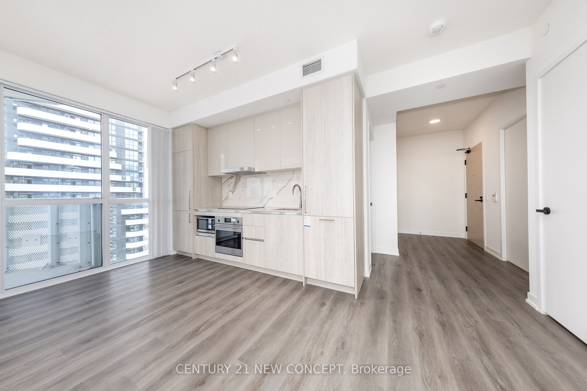 225 Commerce Street 5212, Vaughan, ON L4K 0R1 photo 4