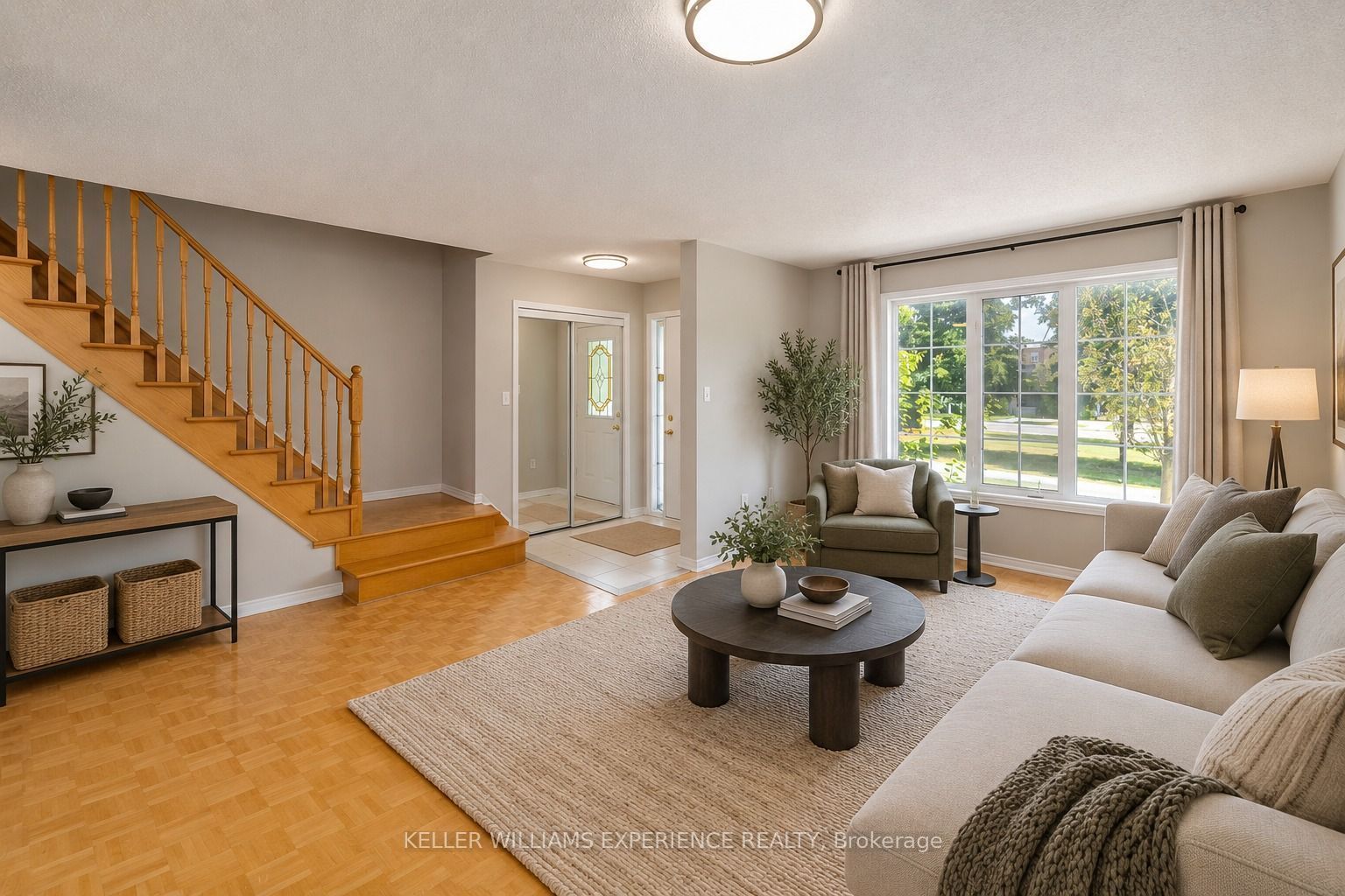 4 Castle Park Boulevard, Vaughan, ON L4H 1M5 photo 3