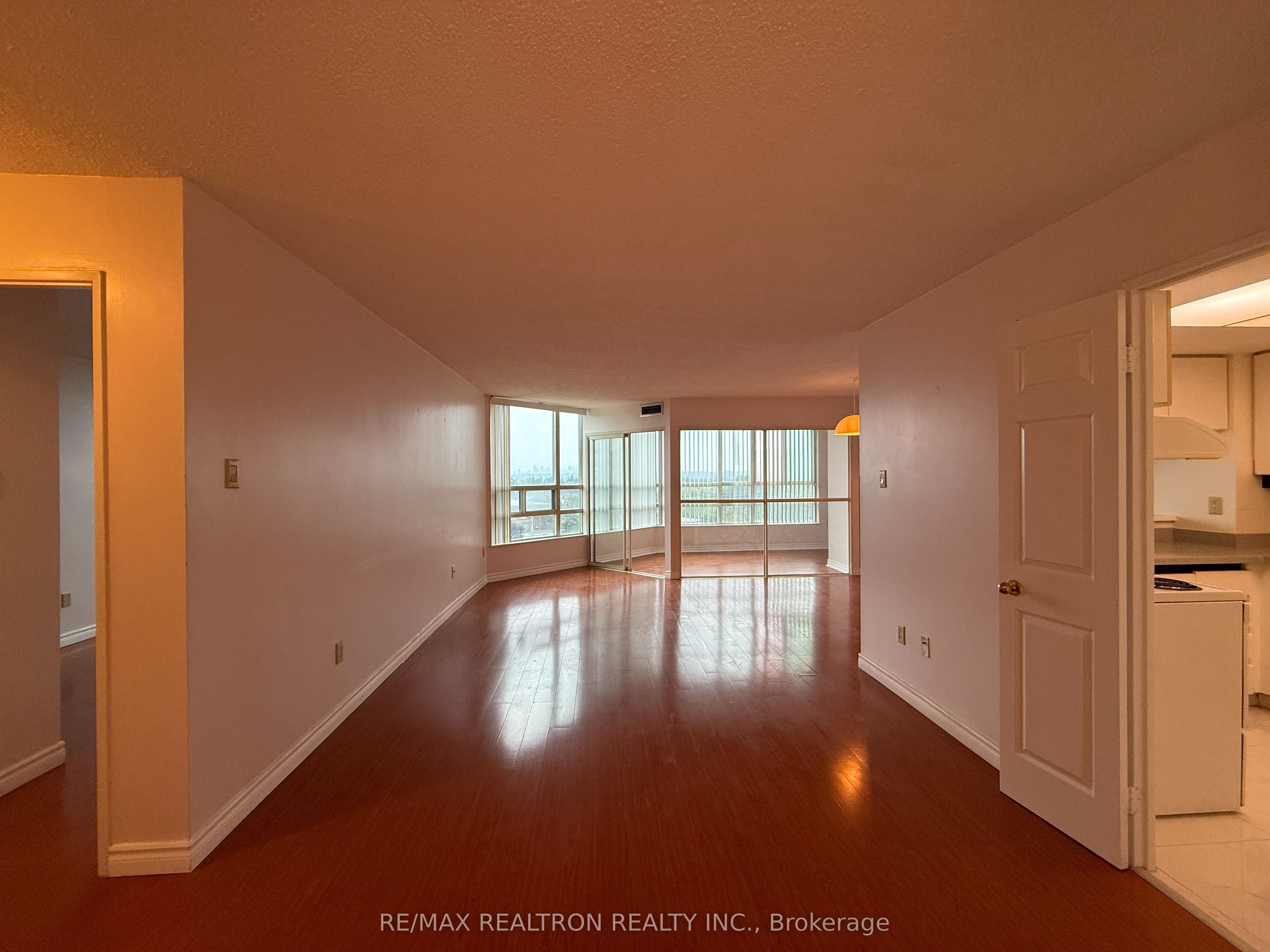 7805 Bayview Avenue 714, Markham, ON L3T 7N1 photo 4