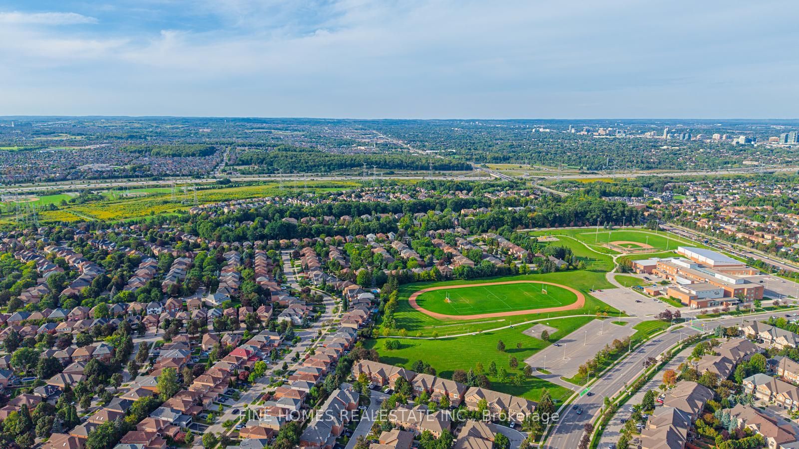 42 Alameda Circle, Vaughan, ON L4J 8A6 photo 4