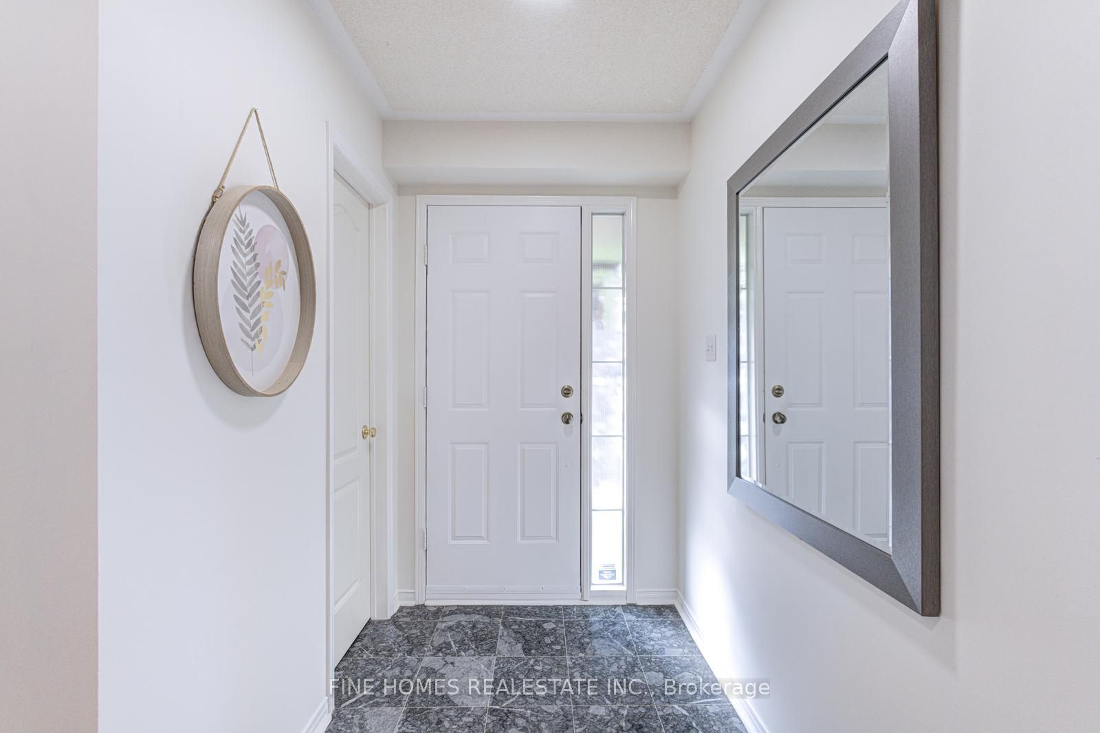 42 Alameda Circle, Vaughan, ON L4J 8A6 photo 5