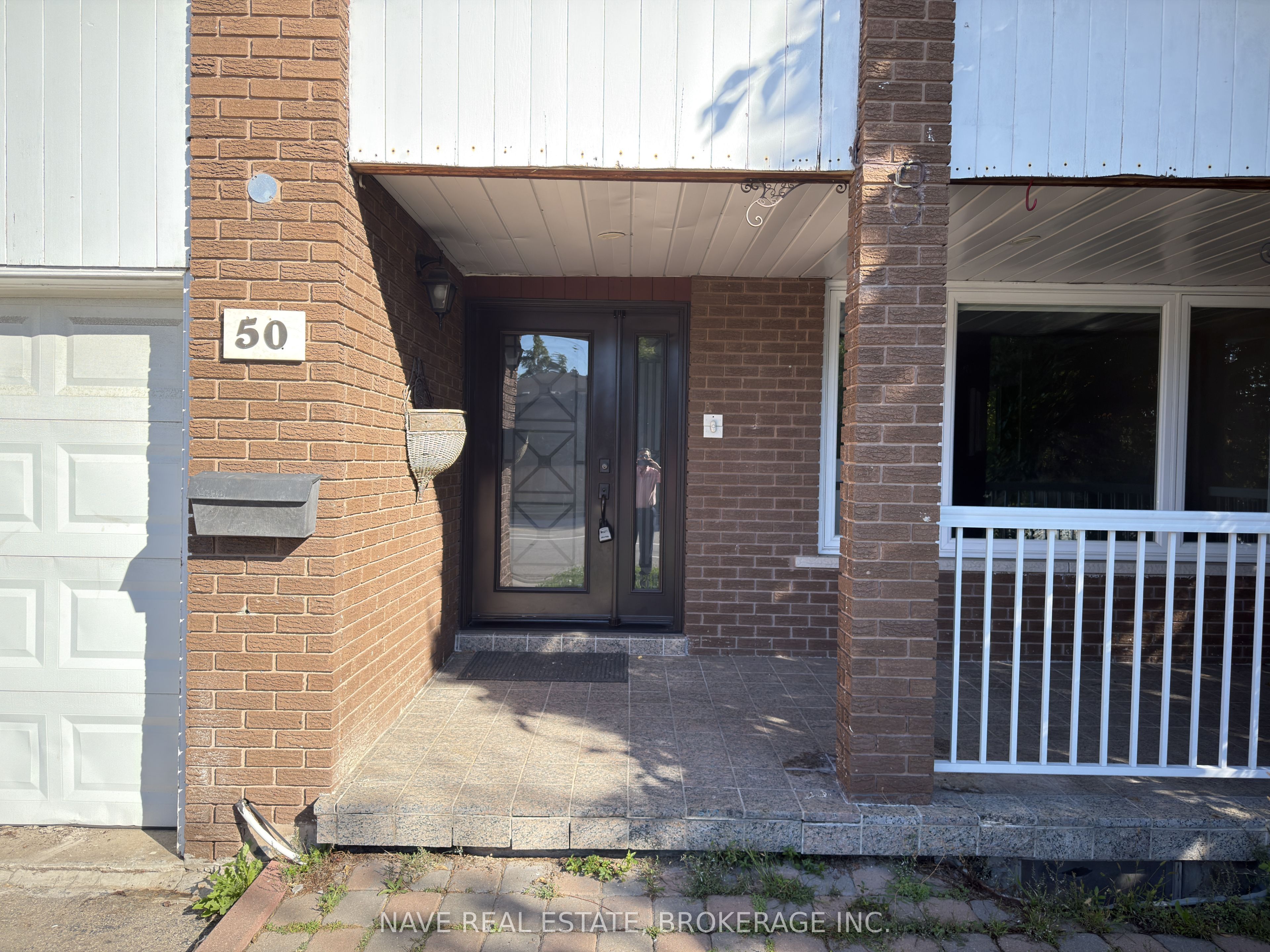 50 Elgin Mills Road W Main Floor, Richmond Hill, ON L4C 4M2 photo 2