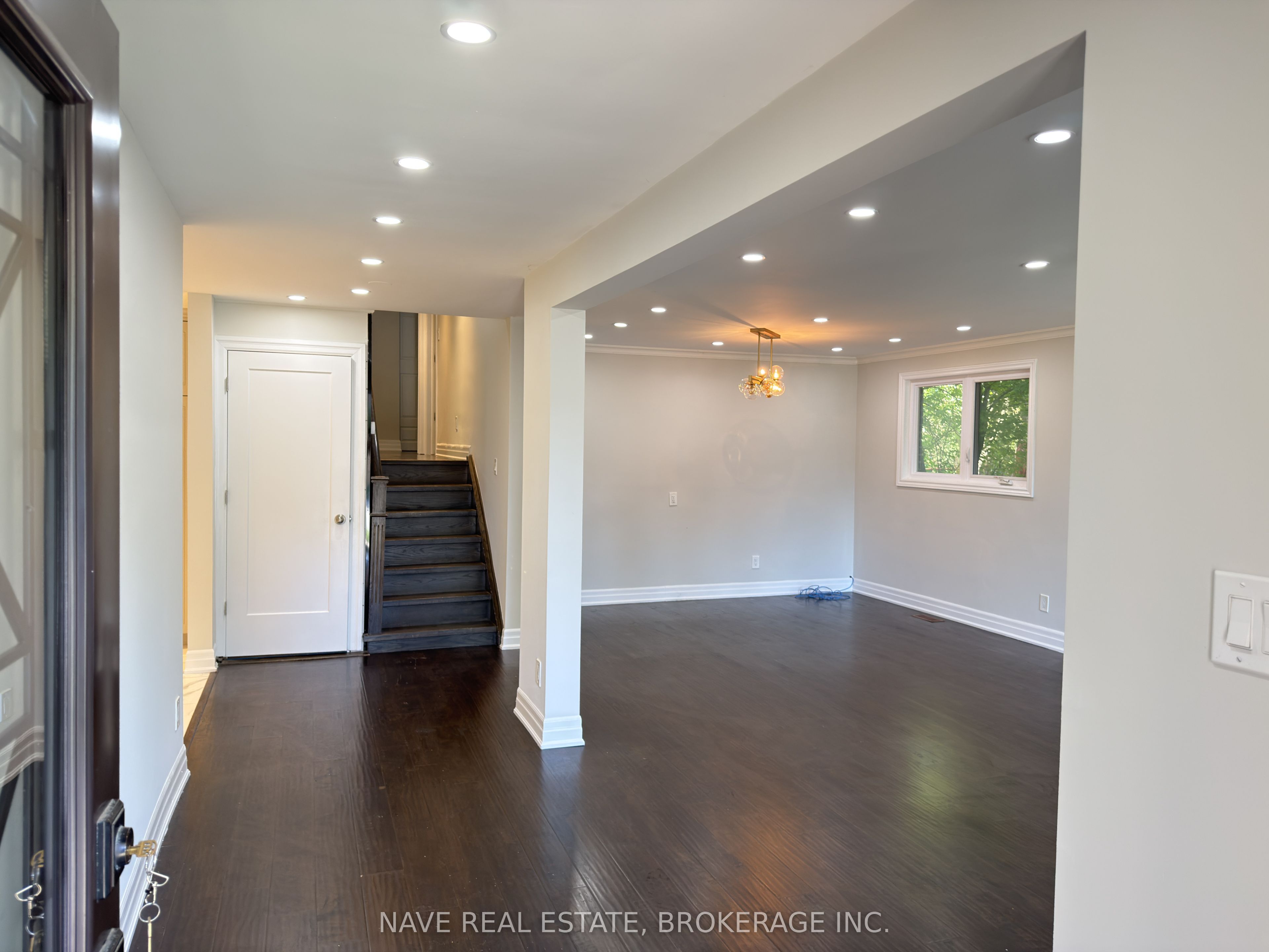 50 Elgin Mills Road W Main Floor, Richmond Hill, ON L4C 4M2 photo 3