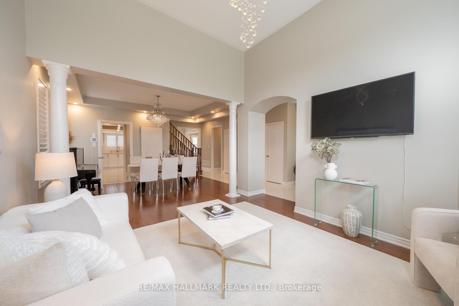 411 Hoover Park Drive, Whitchurch-Stouffville, ON L4A 1P4 photo 5