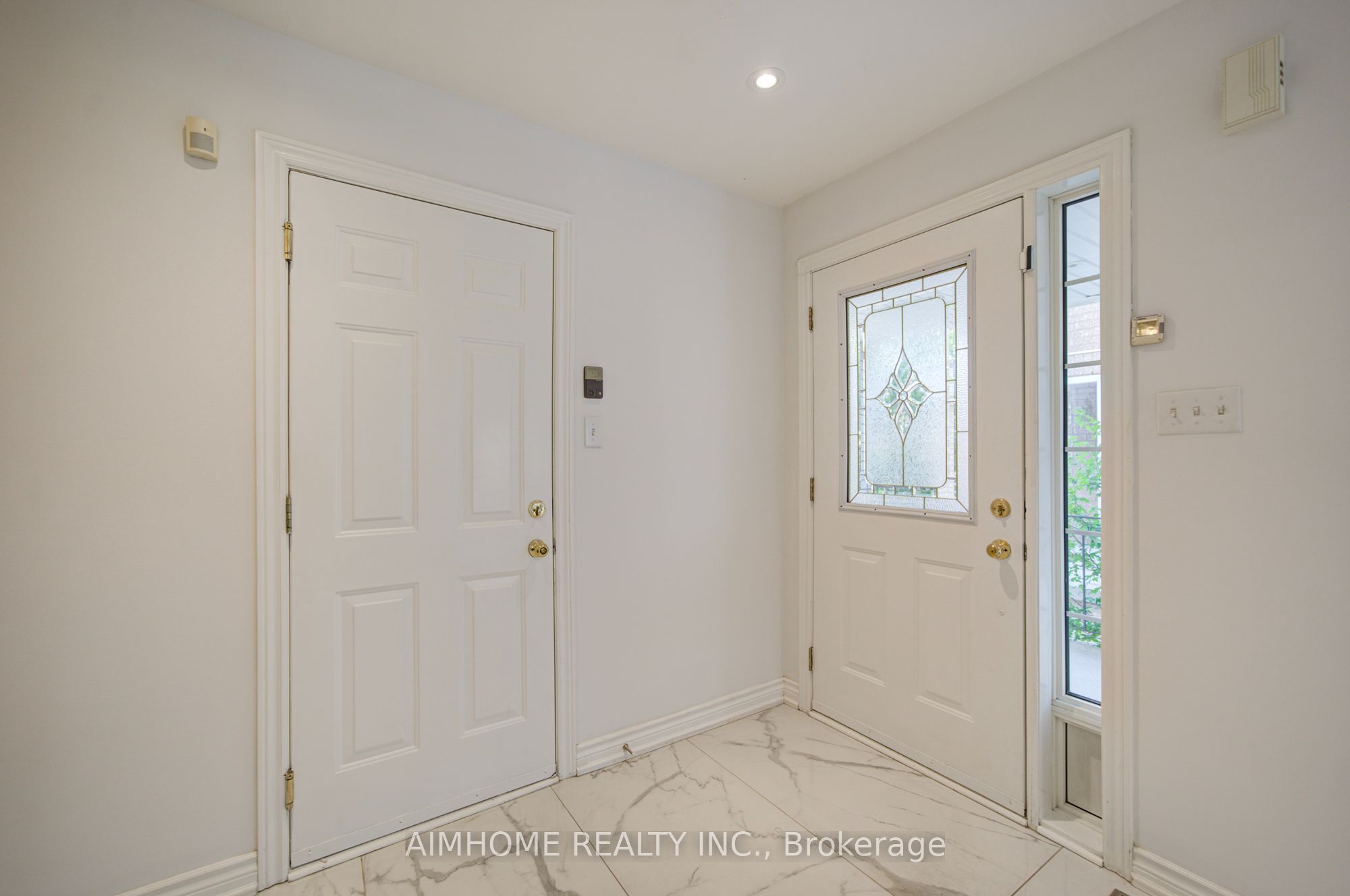 MAIN - 28 Kiwi Crescent, Richmond Hill, ON L4S 2H3 photo 3