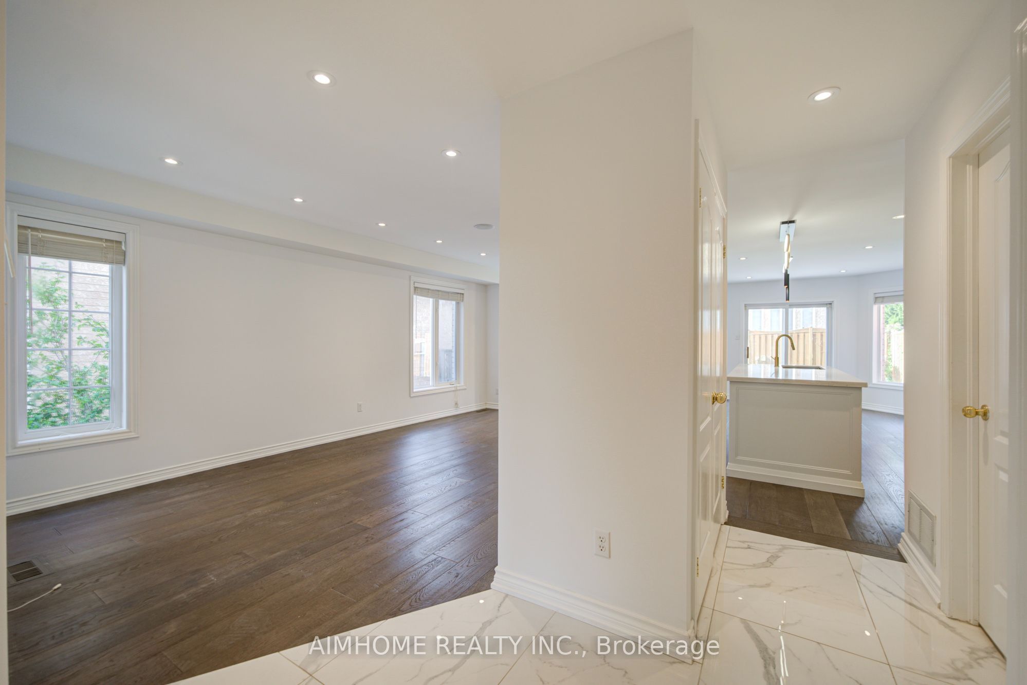 MAIN - 28 Kiwi Crescent, Richmond Hill, ON L4S 2H3 photo 5