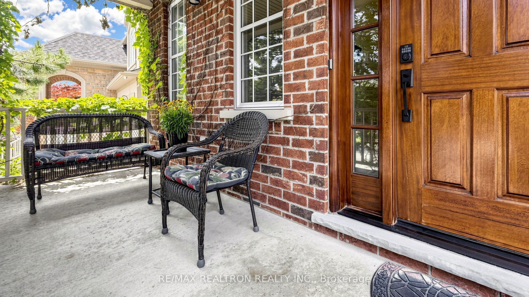 50 Sir Francesco Street, Vaughan, ON L6A 0E8 photo 3