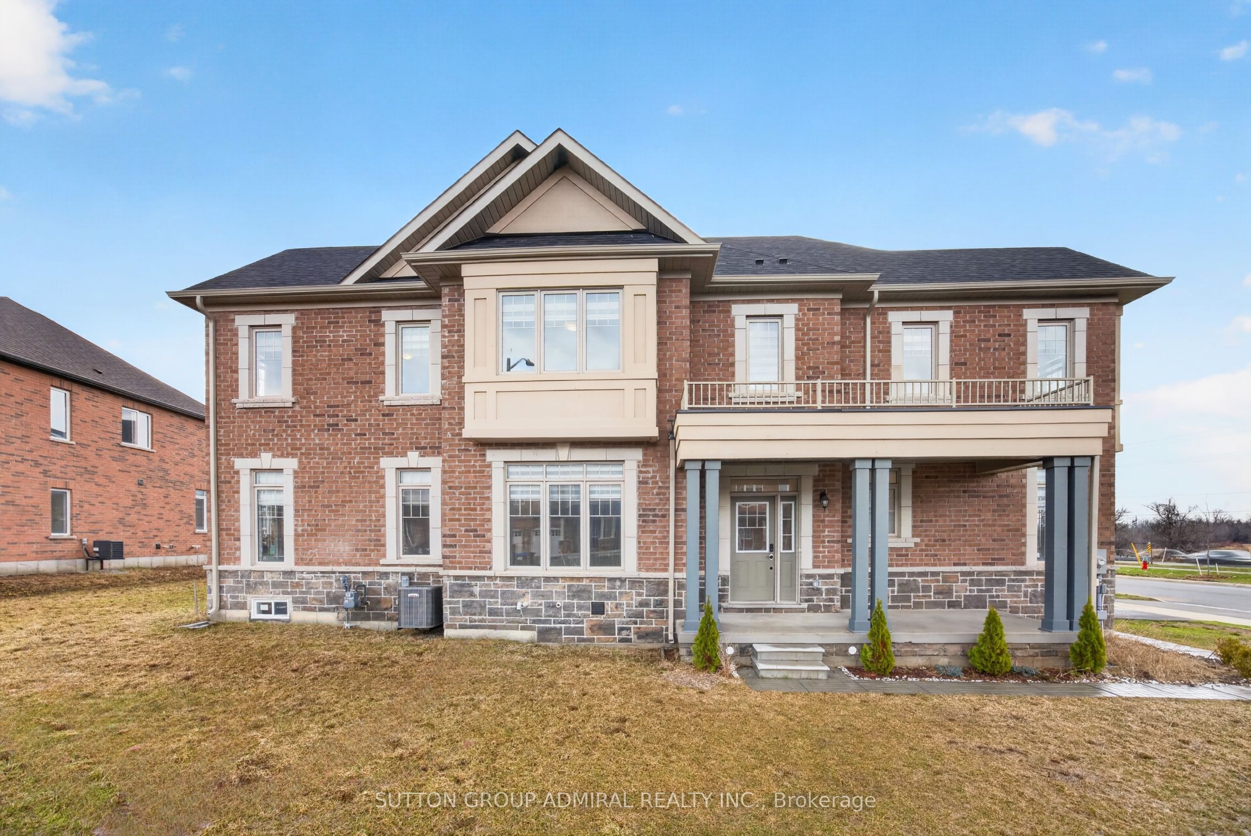 2237 Grainger Loop, Innisfil, ON L9S 0N1 photo 3