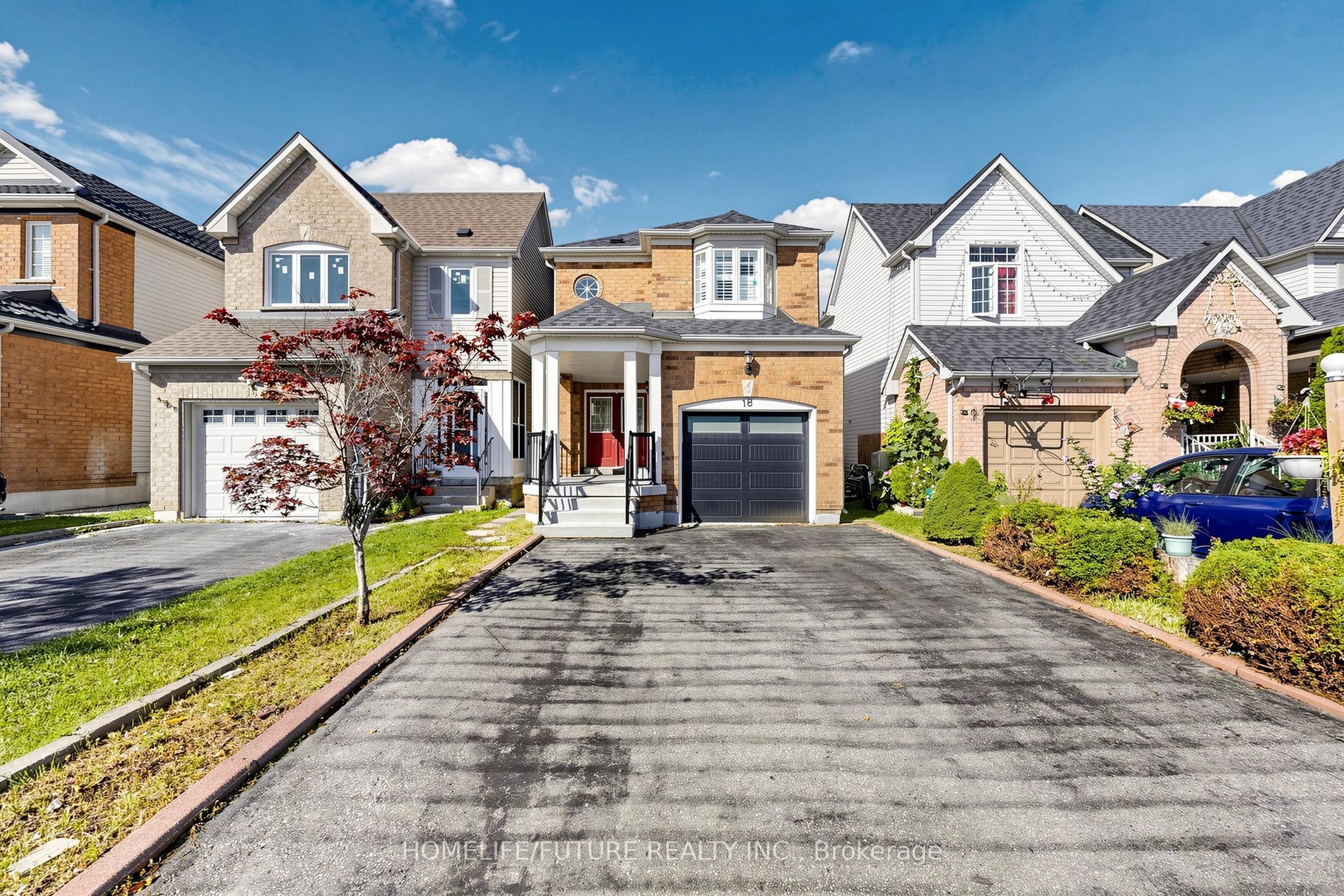 18 Holloway Road, Markham, ON L3S 4P4