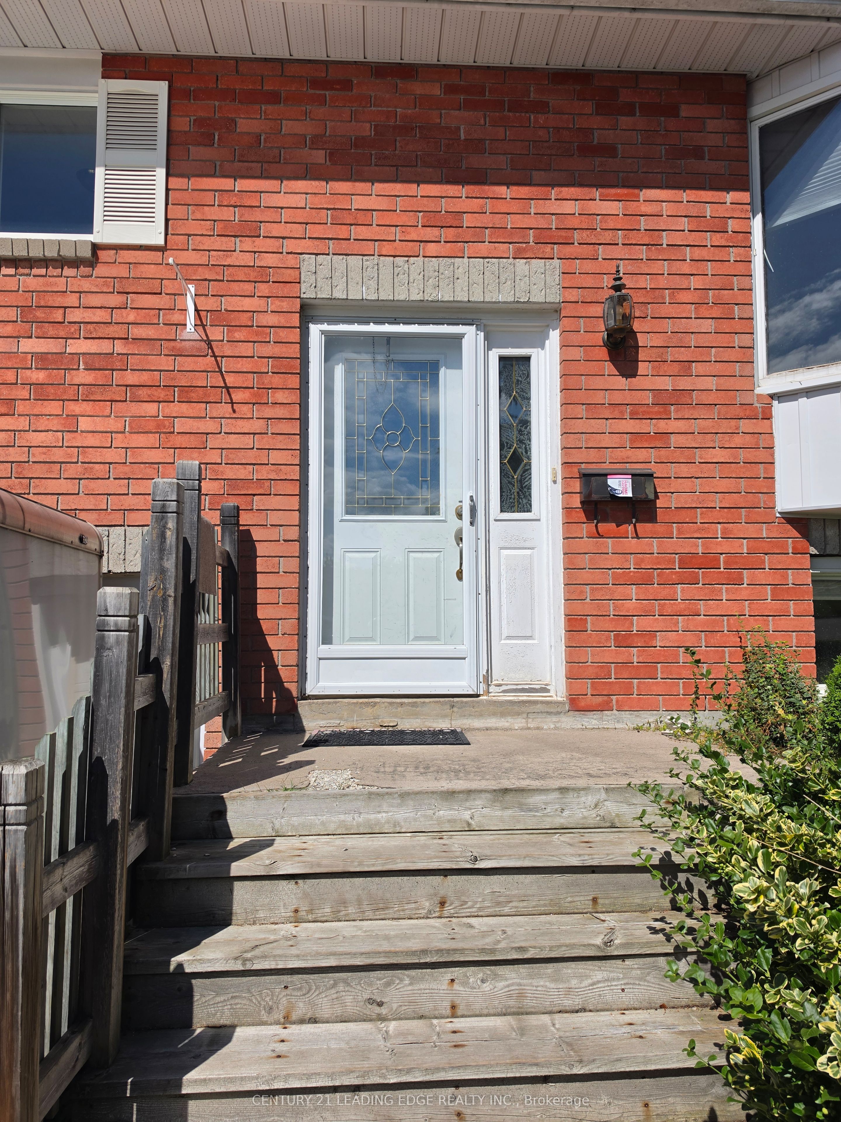 142 Oakcrest Drive Lower, Georgina, ON L4P 3J1 photo 5