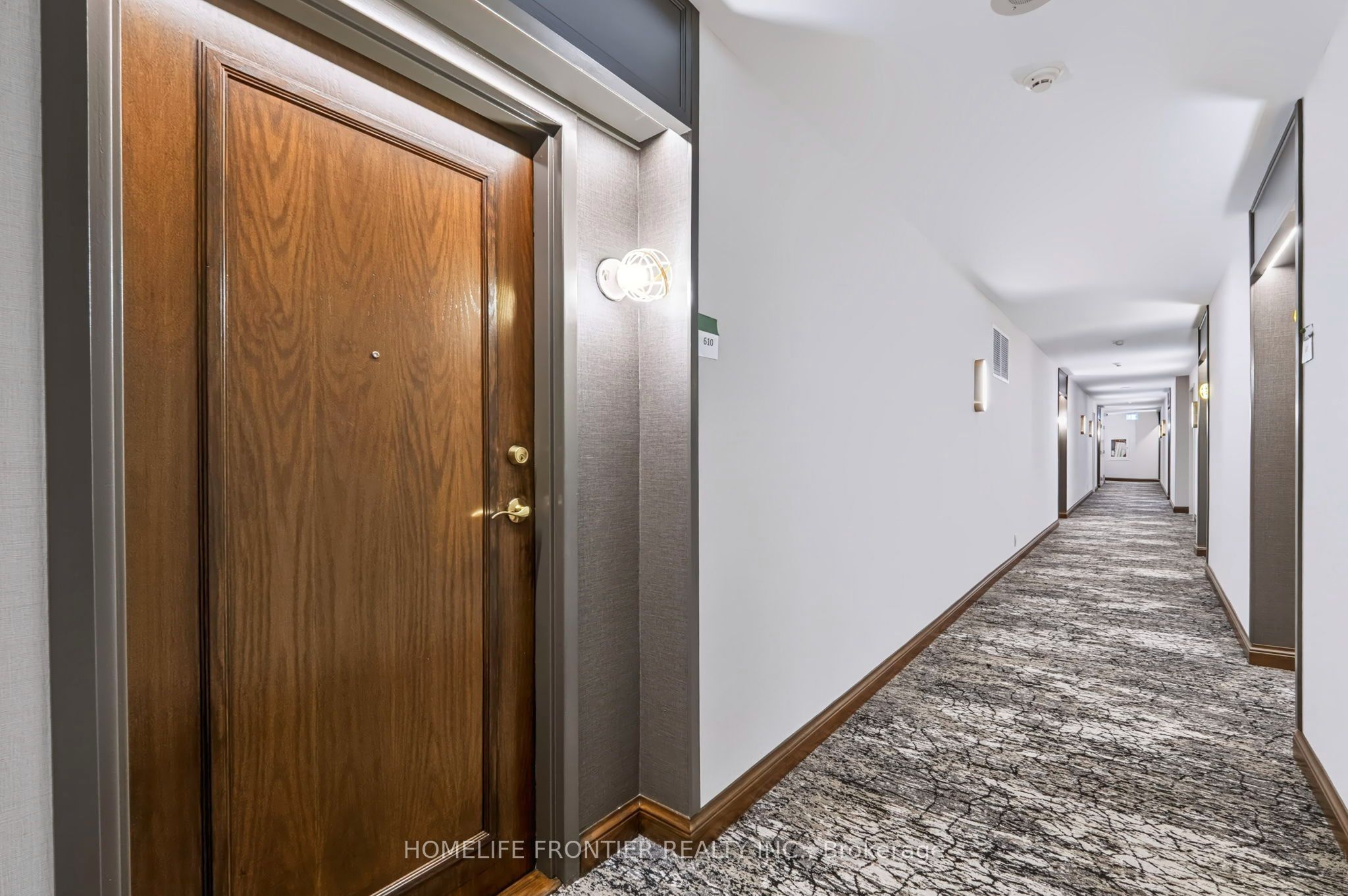 745 New Westminster Drive 610, Vaughan, ON L4J 8J9 photo 3