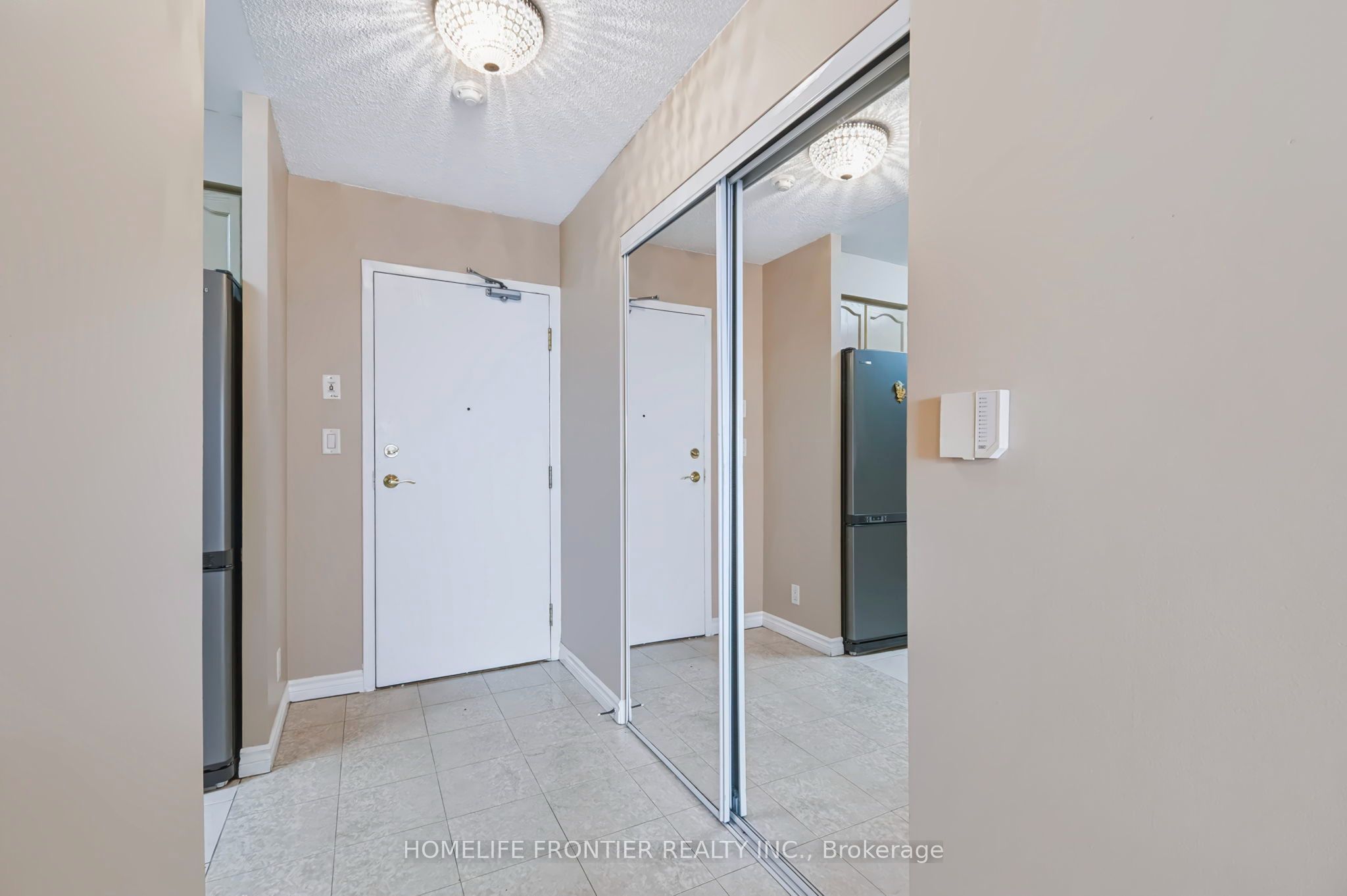 745 New Westminster Drive 610, Vaughan, ON L4J 8J9 photo 4