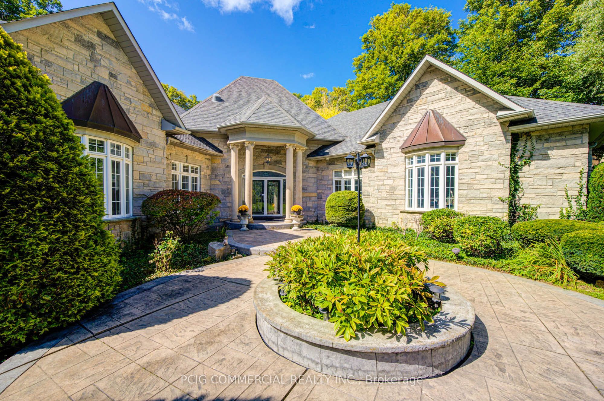 49 Offord Crescent, Aurora, ON L4G 3G8 photo 4