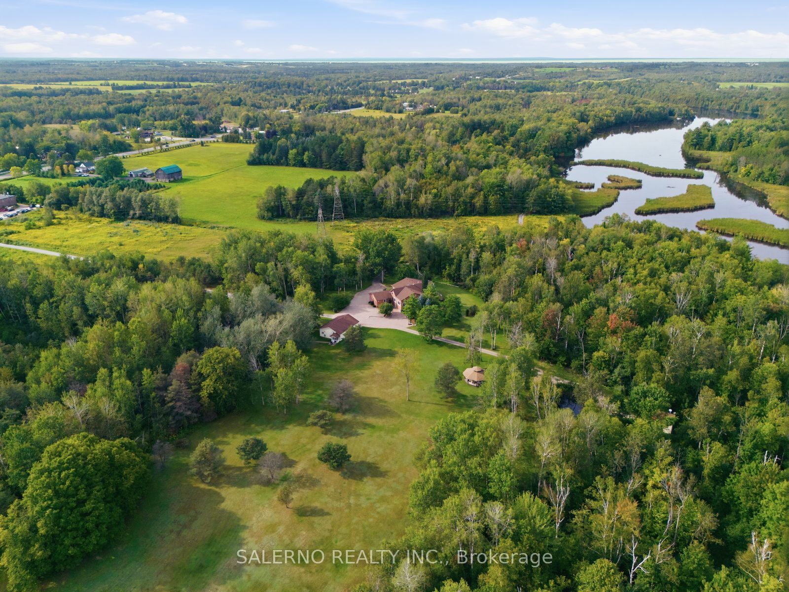 48 Aird Court, Georgina, ON L0E 1A0 photo 3