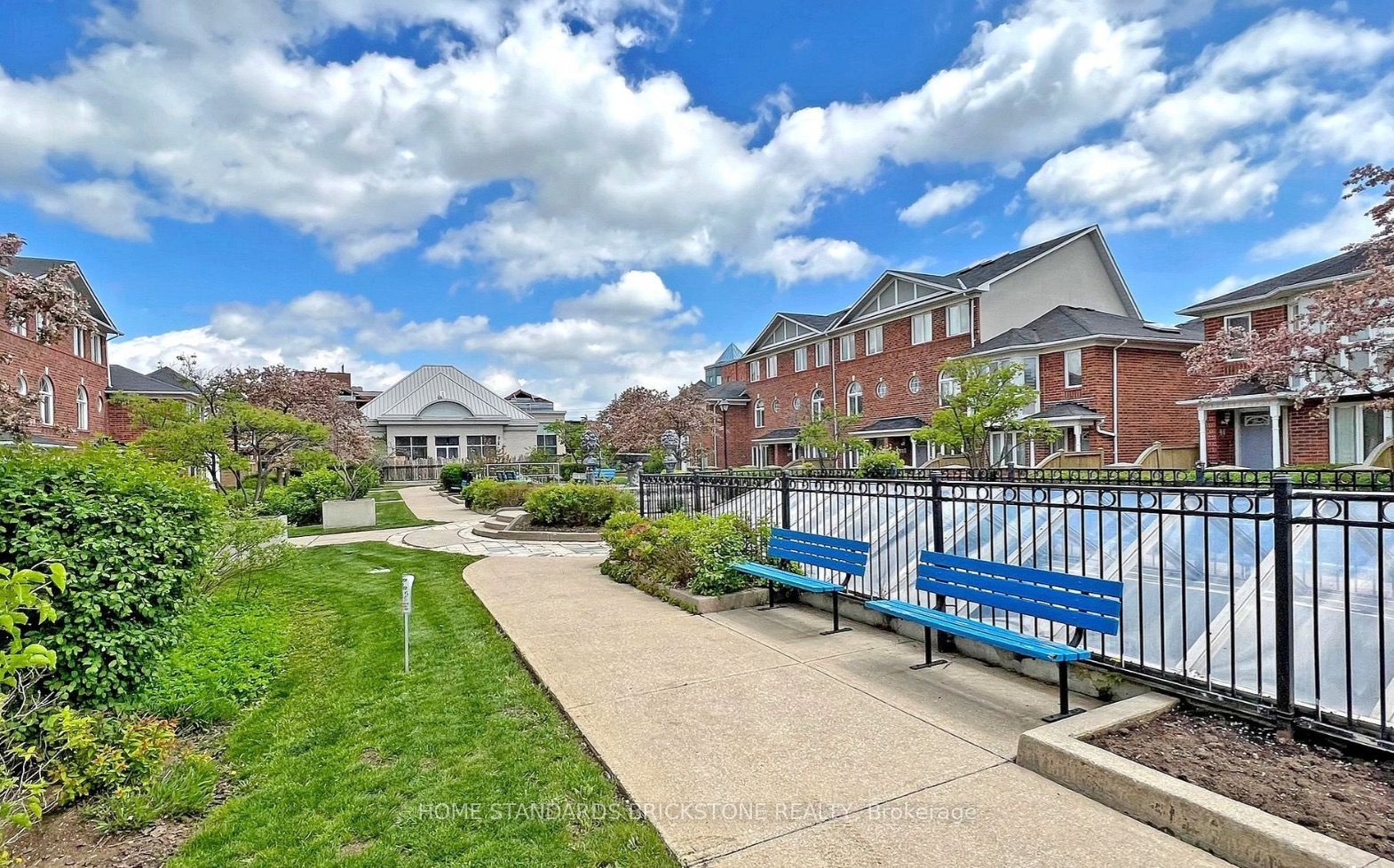 18 Clark Avenue 169, Vaughan, ON L4J 8J1 photo 3