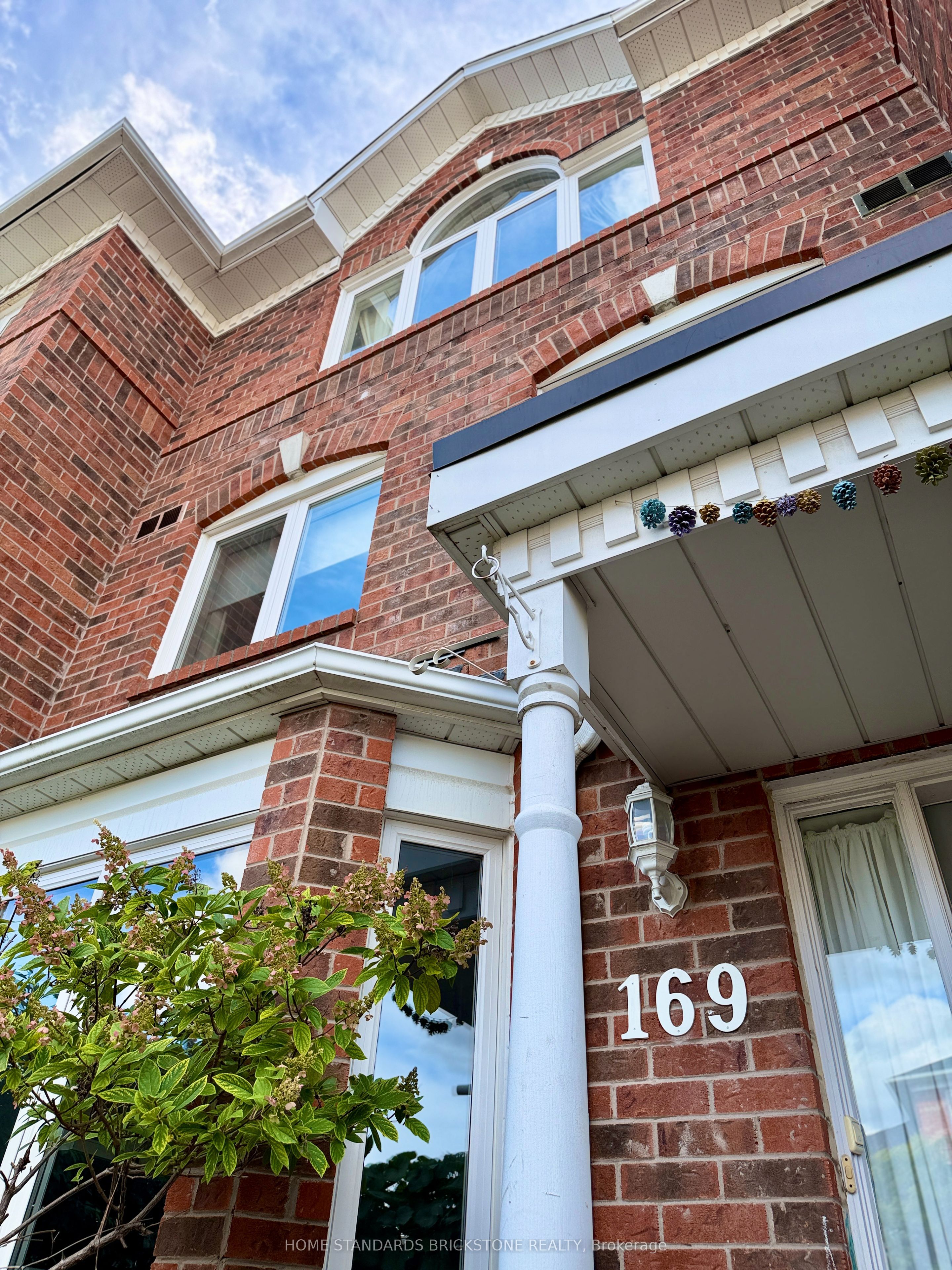 18 Clark Avenue 169, Vaughan, ON L4J 8J1 photo 5