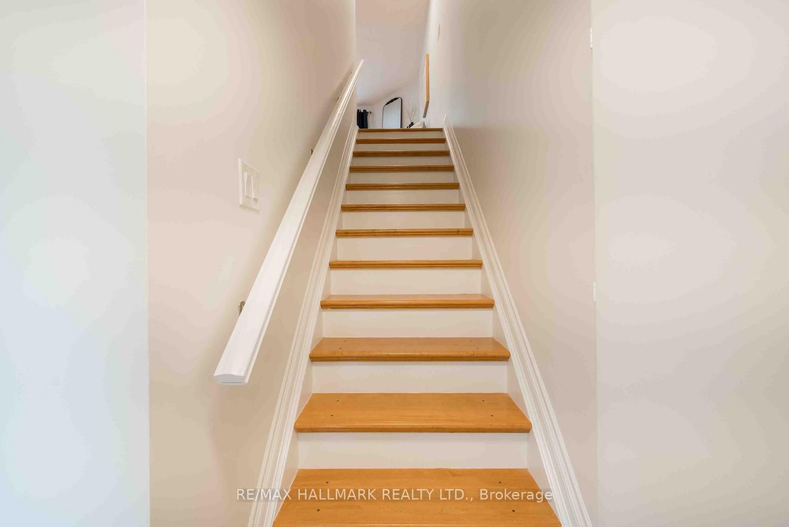 12439 Ninth Line 209, Whitchurch-Stouffville, ON L4A 1E5 photo 3