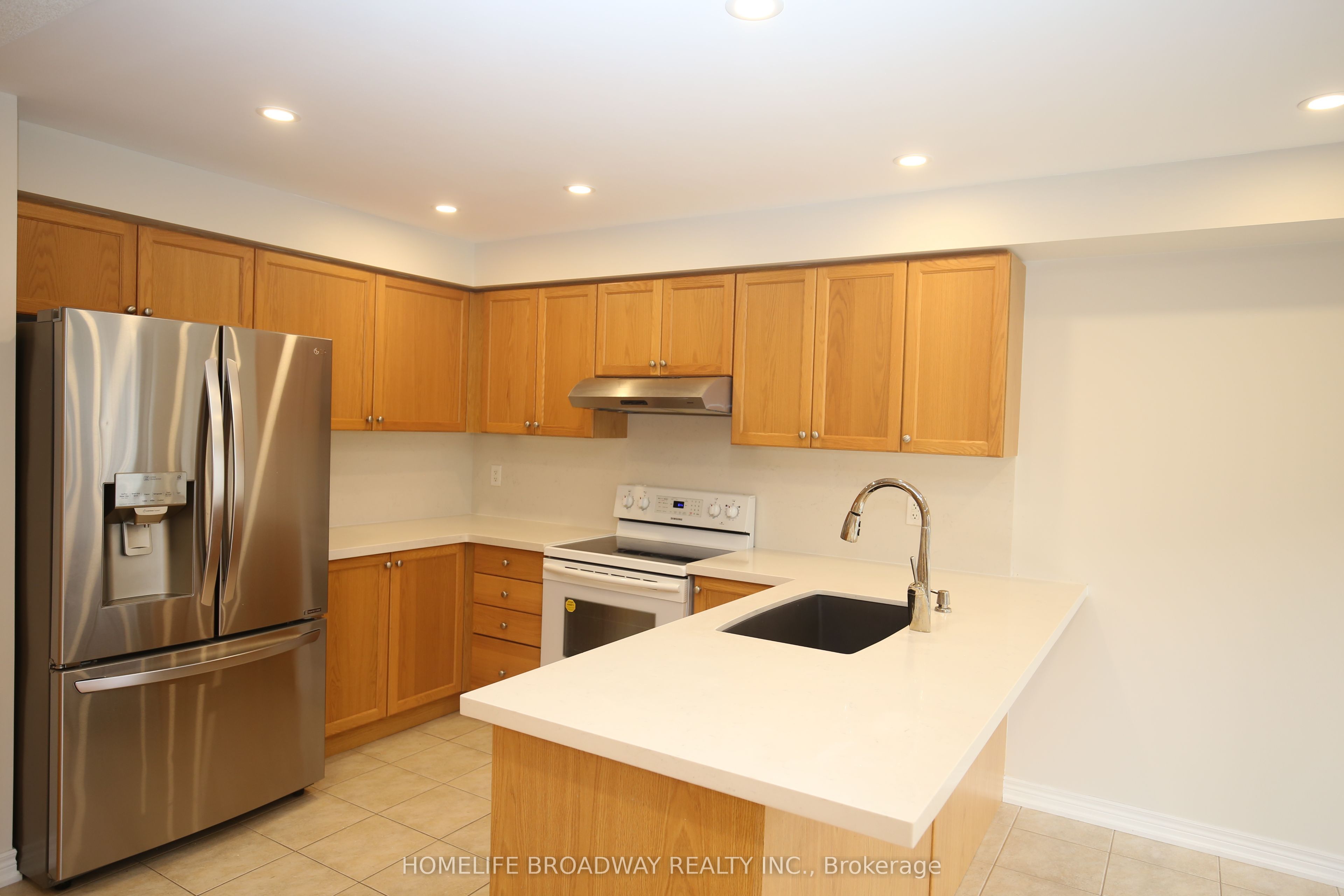 21 Barli Crescent, Vaughan, ON L6A 4L4 photo 5