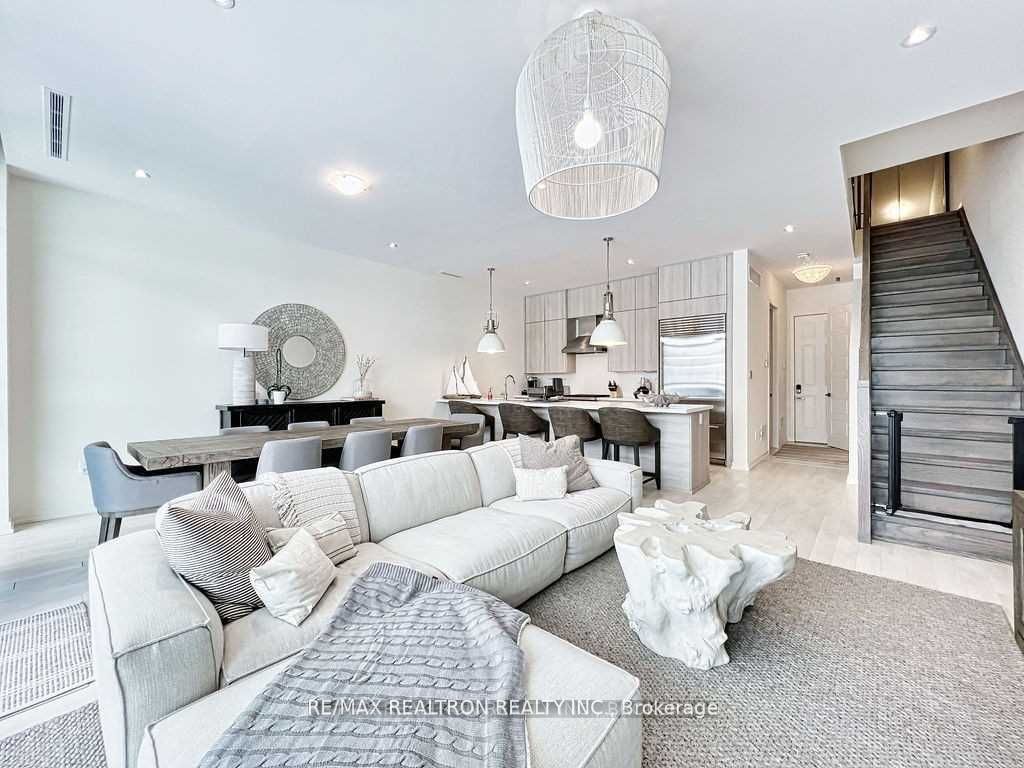 3659 Ferretti Court, Innisfil, ON L9S 0N6 photo 4