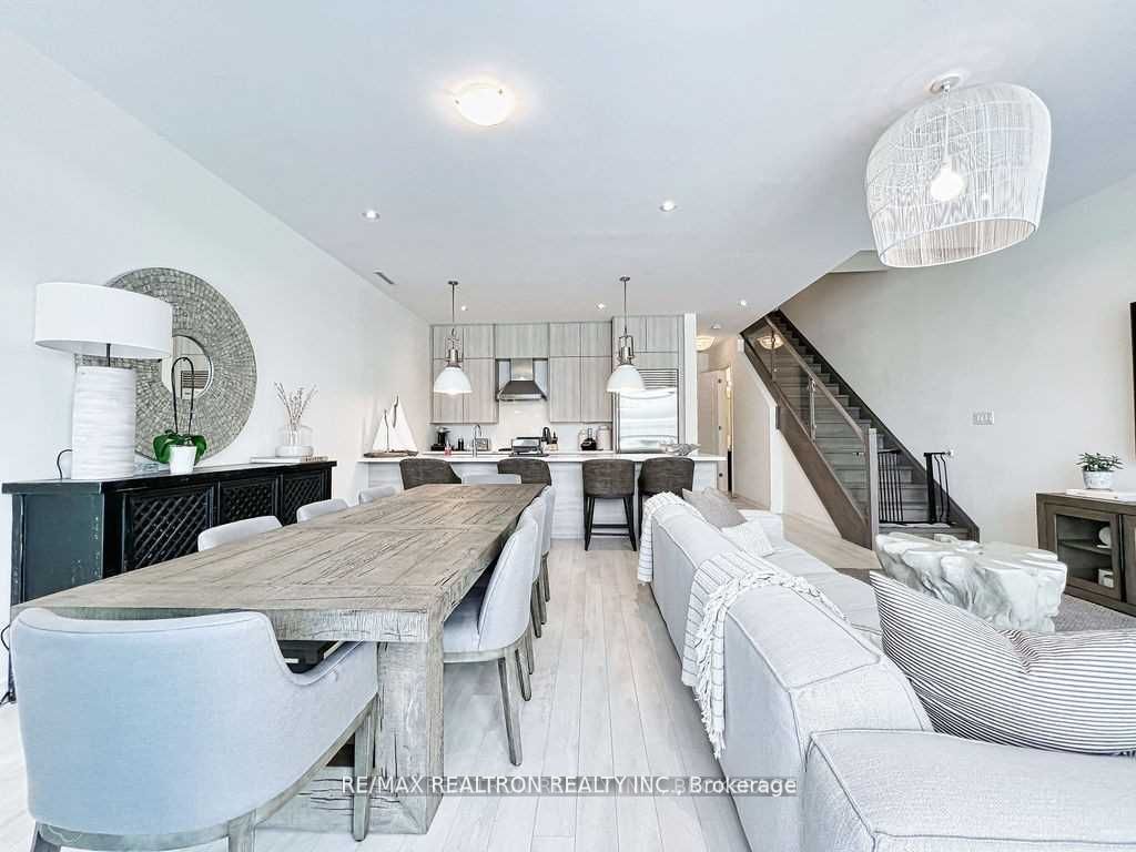 3659 Ferretti Court, Innisfil, ON L9S 0N6 photo 5