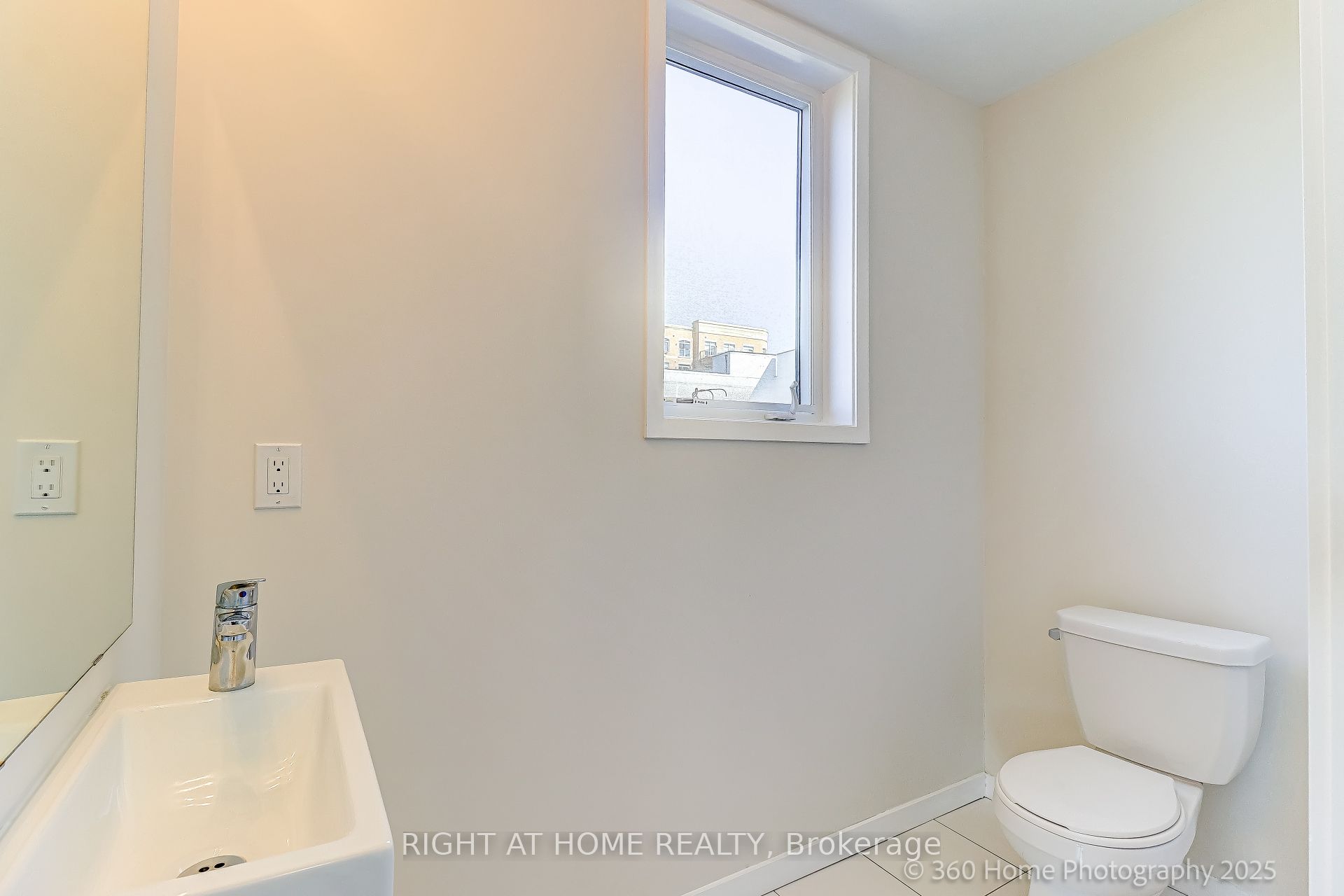 200 Alex Gardner Circle 28, Aurora, ON L4G 3G5 photo 5