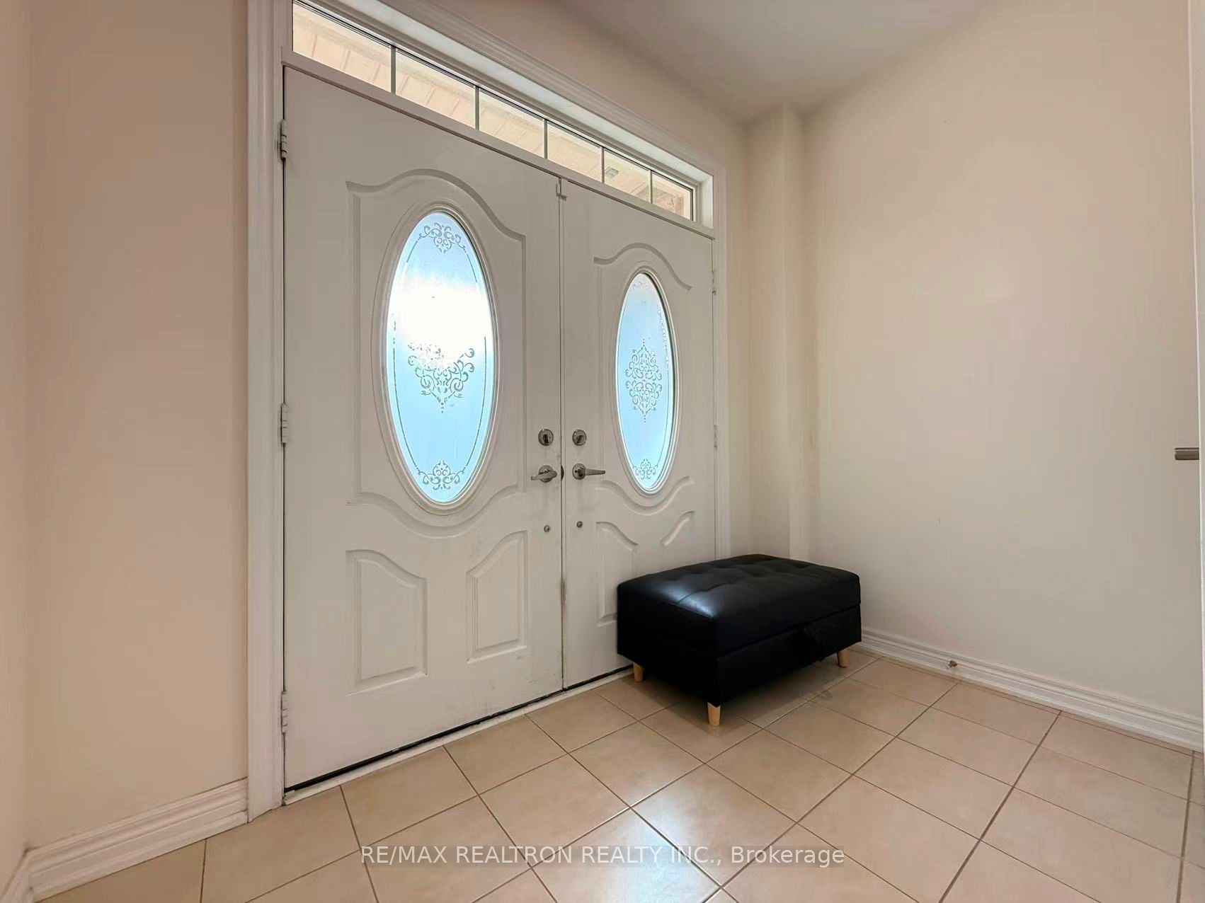 96 Ostrovsky Road, Vaughan, ON L4H 0W1 photo 3