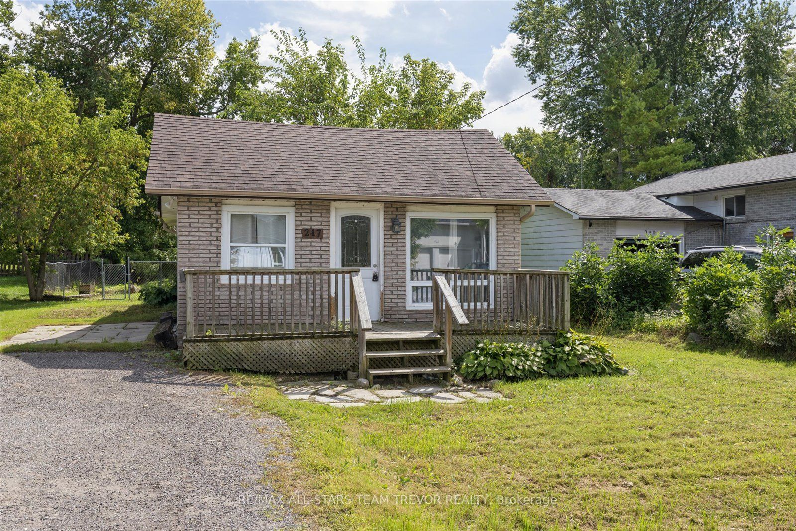 247 Parkway Avenue, Georgina, ON L4P 2W1 photo 3