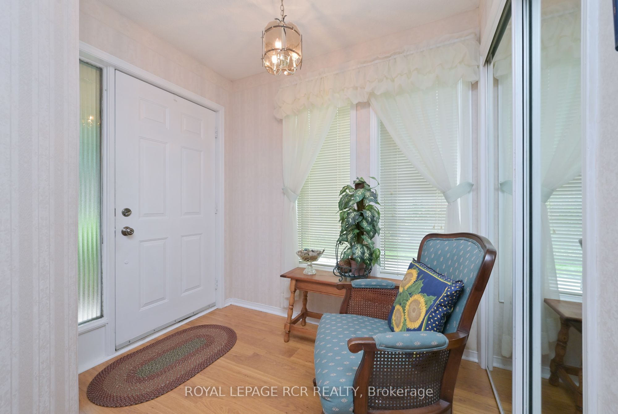 7 Dell Arbor Crescent, New Tecumseth, ON L9R 1R3 photo 3