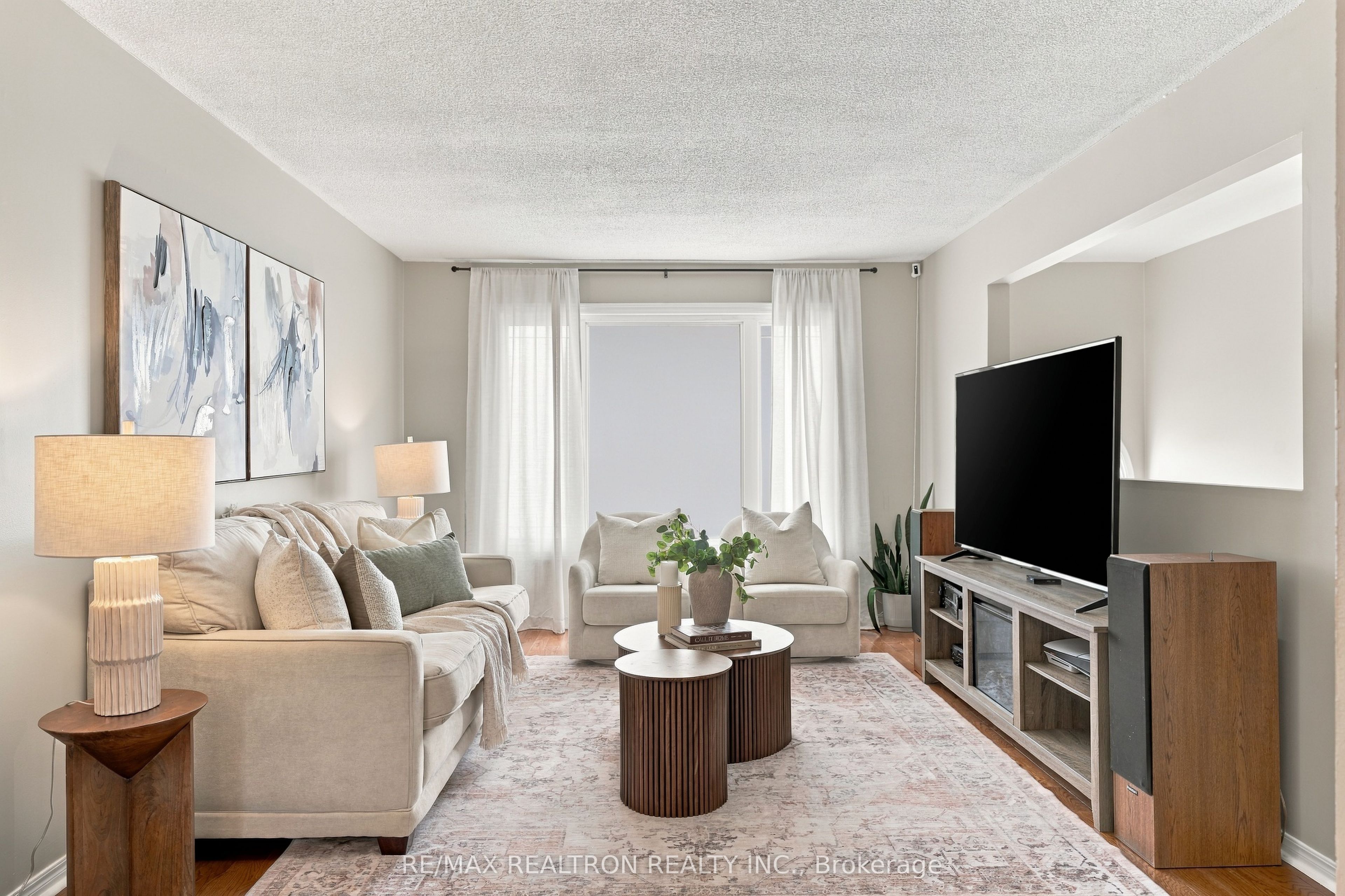 18 Castille Crescent, Georgina, ON L4P 3L4 photo 3
