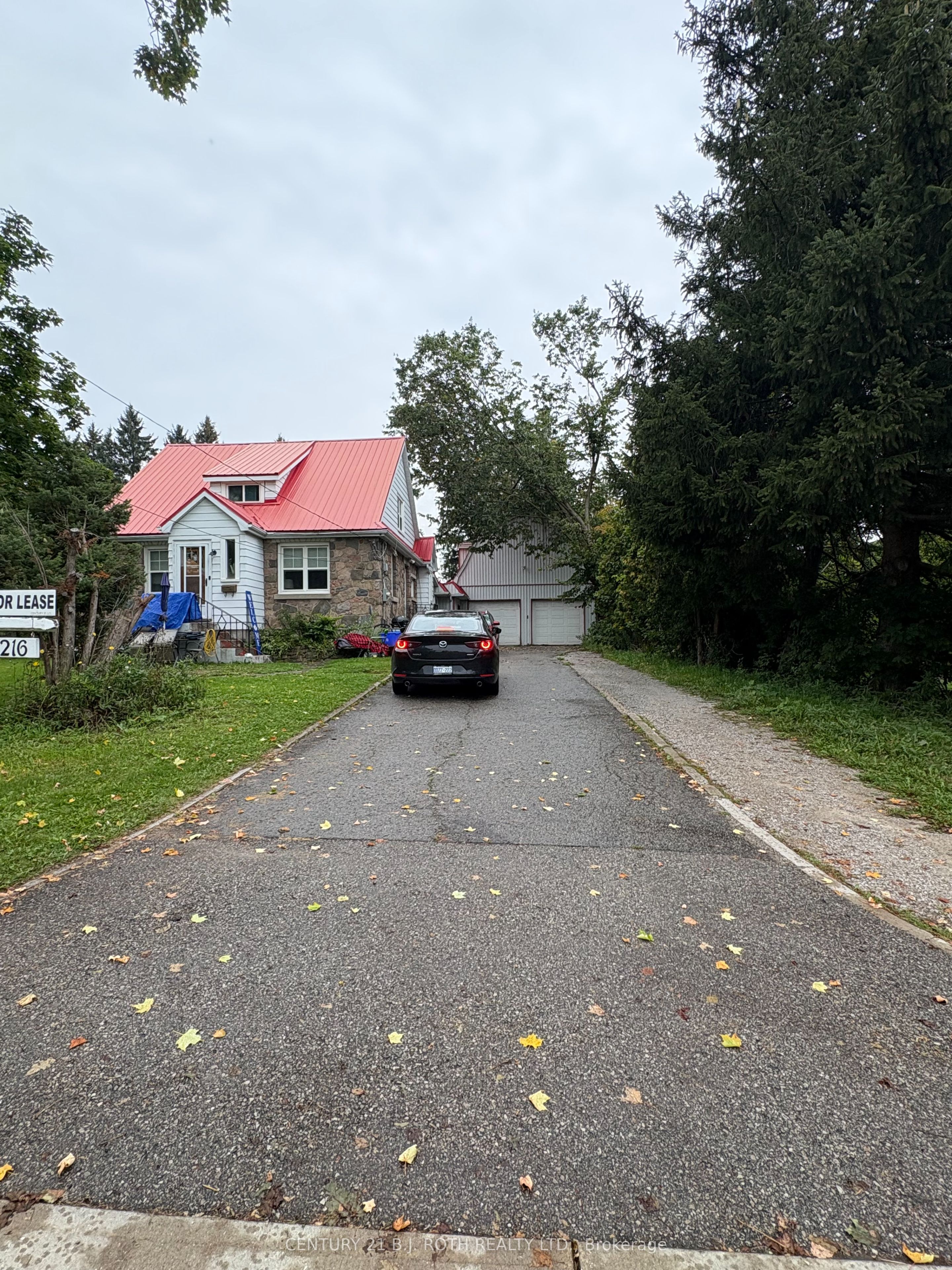 2216 Victoria Street N 1, Innisfil, ON L9S 1K5