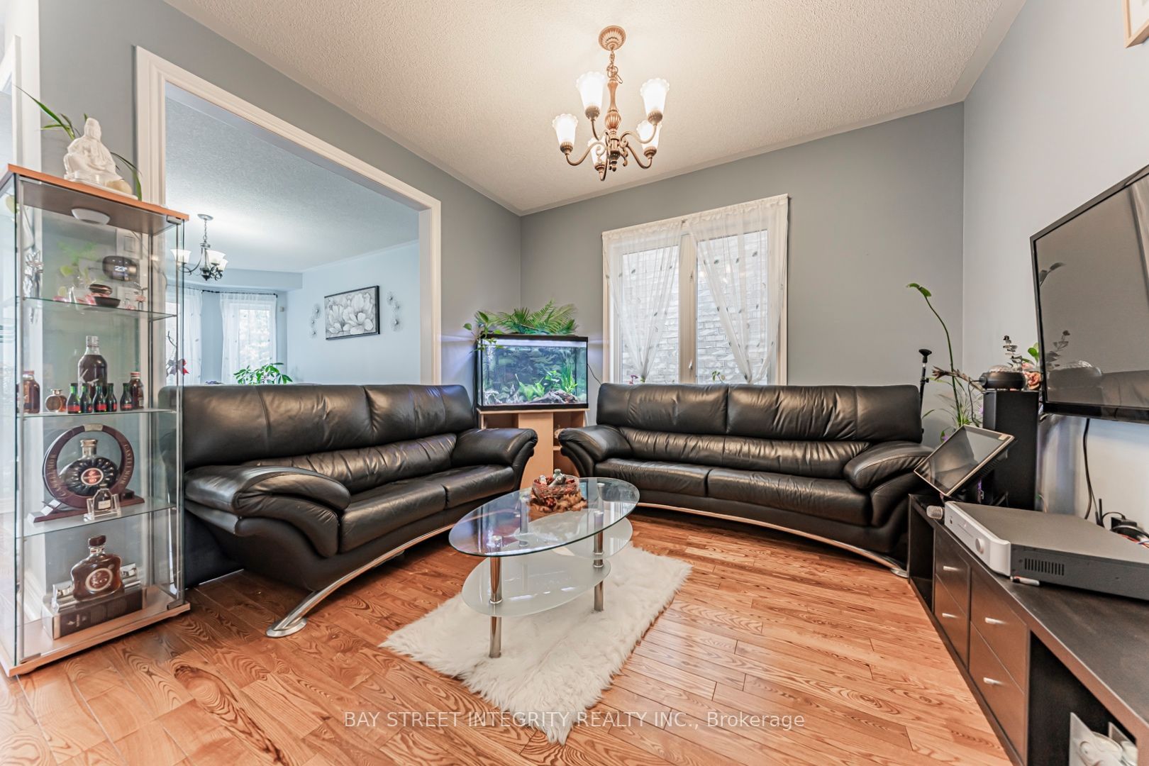 221 Woodspring Avenue, Newmarket, ON L3X 3J4 photo 5