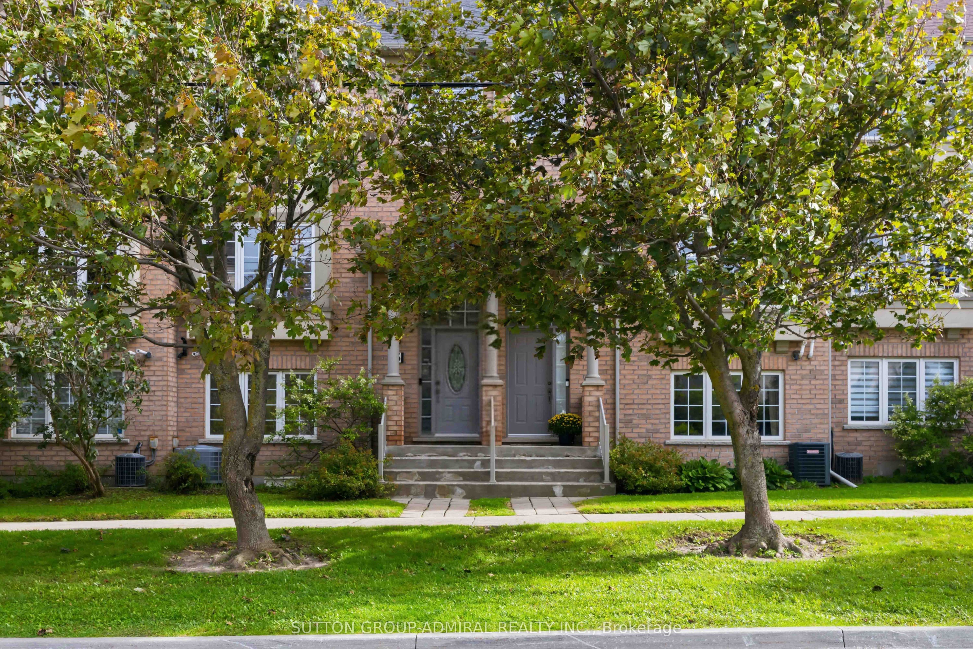 71 Puccini Drive 4, Richmond Hill, ON L4E 4X8 photo 2