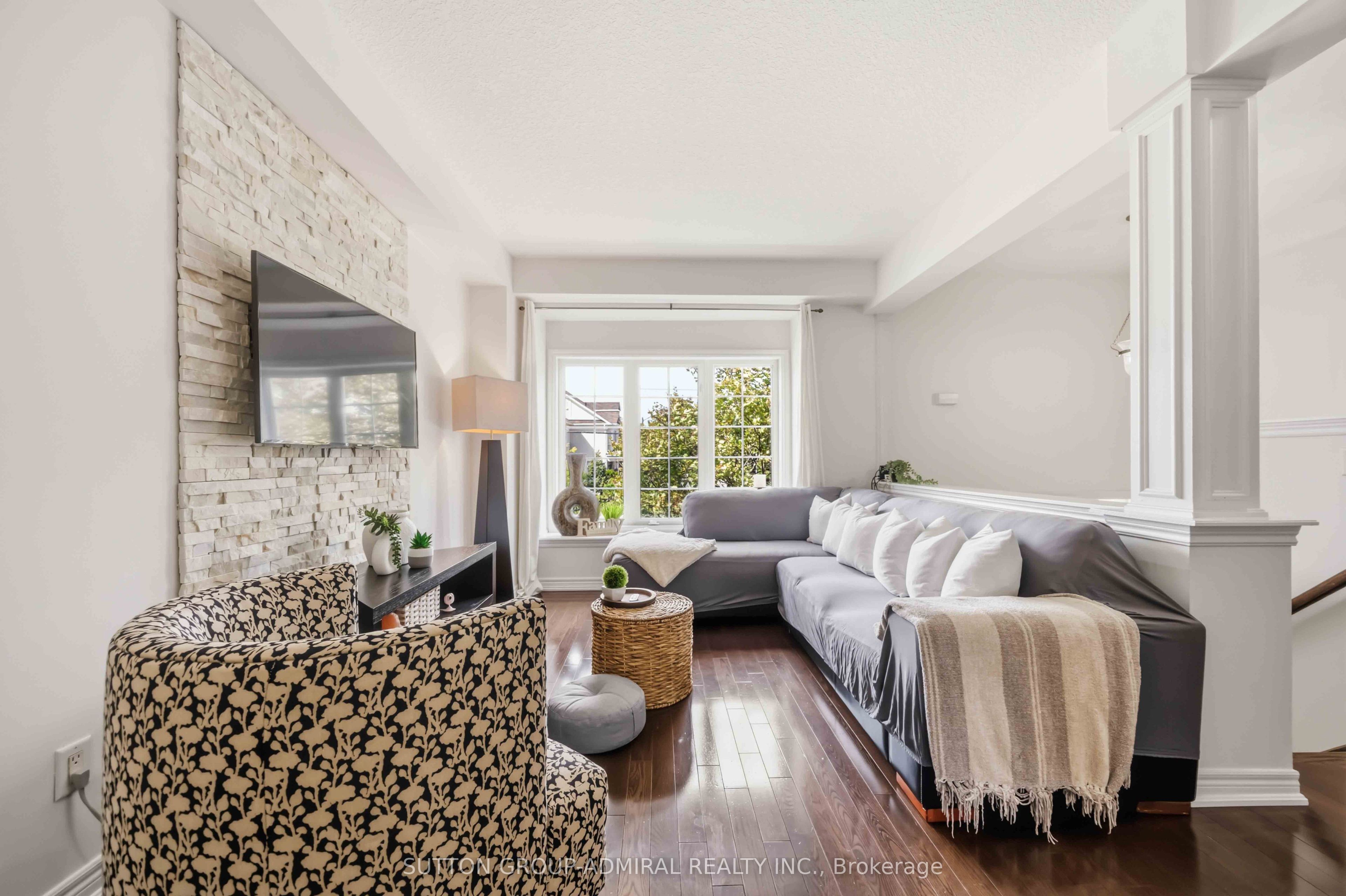 71 Puccini Drive 4, Richmond Hill, ON L4E 4X8 photo 4