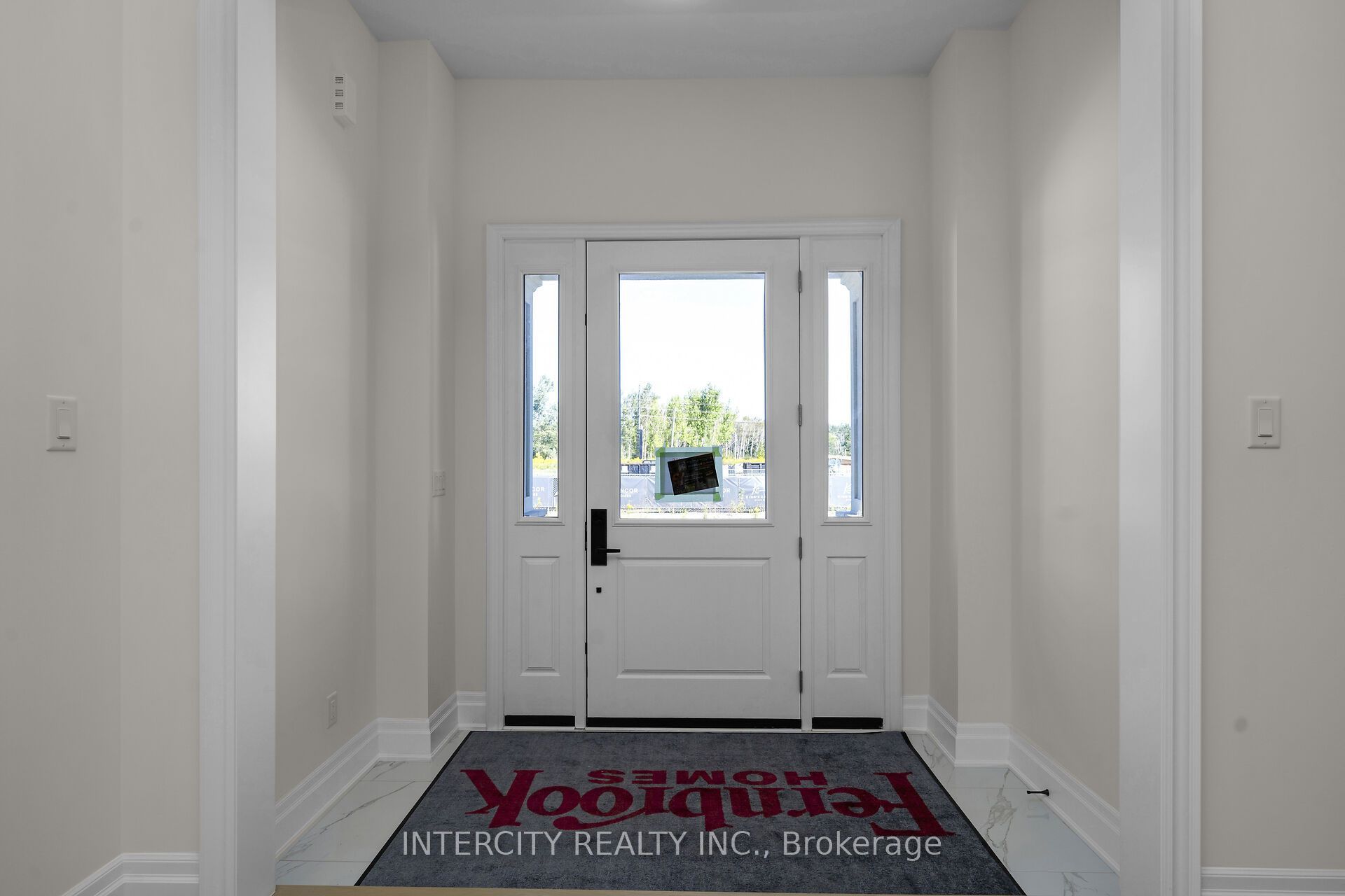 33 Gianvito Crescent, King, ON L7B 0T2 photo 3
