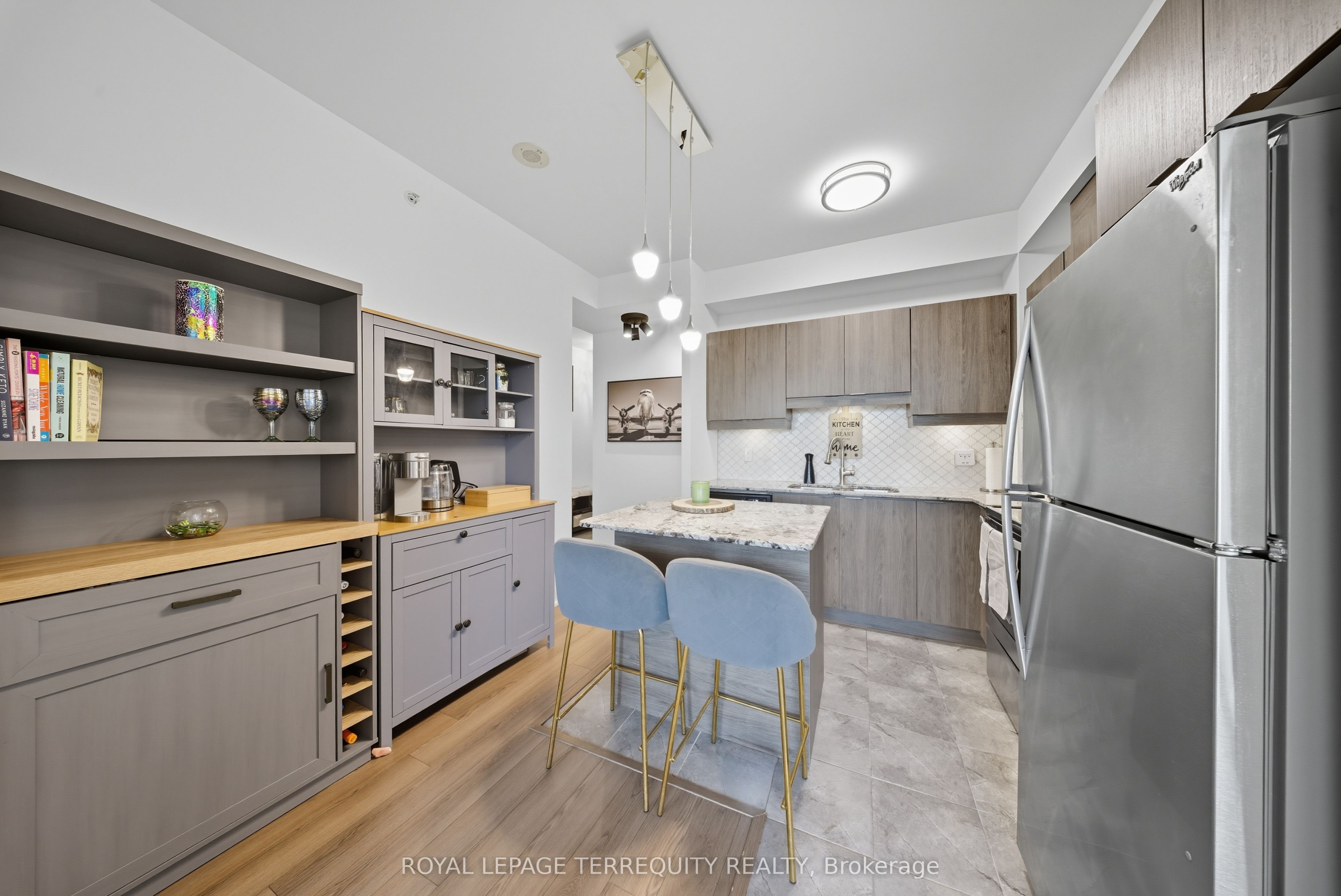 2910 Highway 7 902, Vaughan, ON L4K 0H8 photo 4