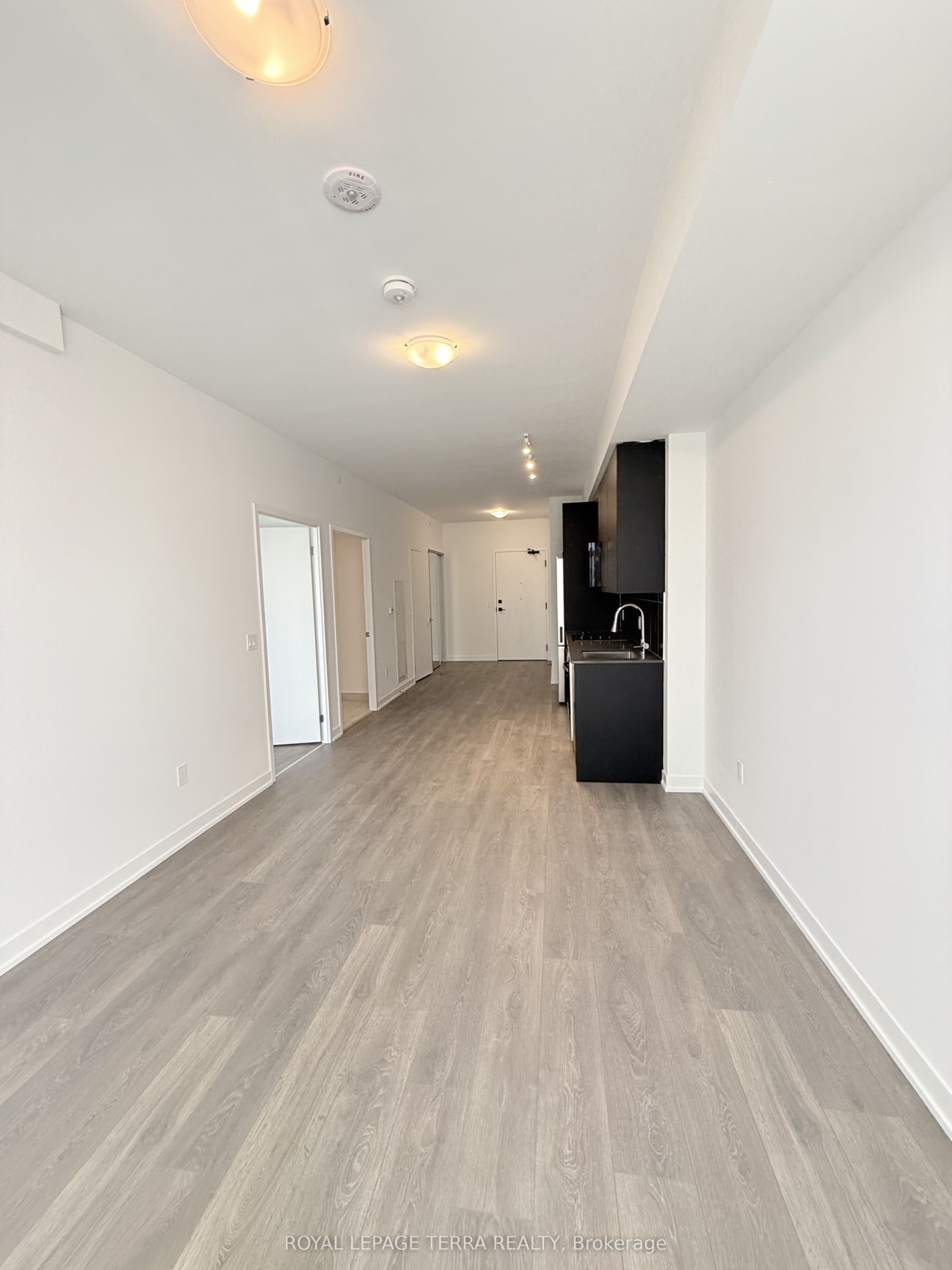 474 Caldari Road 1202, Vaughan, ON L4K 0R5 photo 4