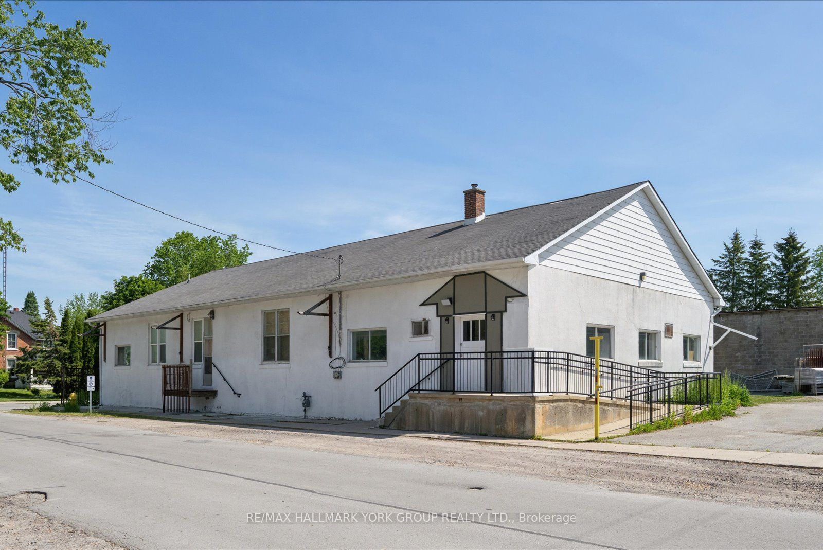 21 Ann Street, Brock, ON L0E 1E0 photo 2