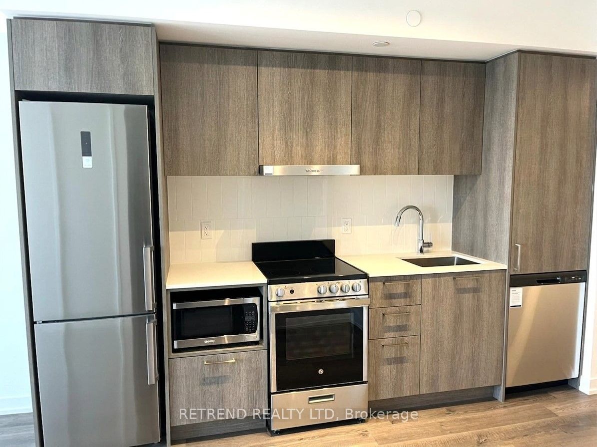 195 Commerce Street W 1709, Vaughan, ON L4K 0P9 photo 3