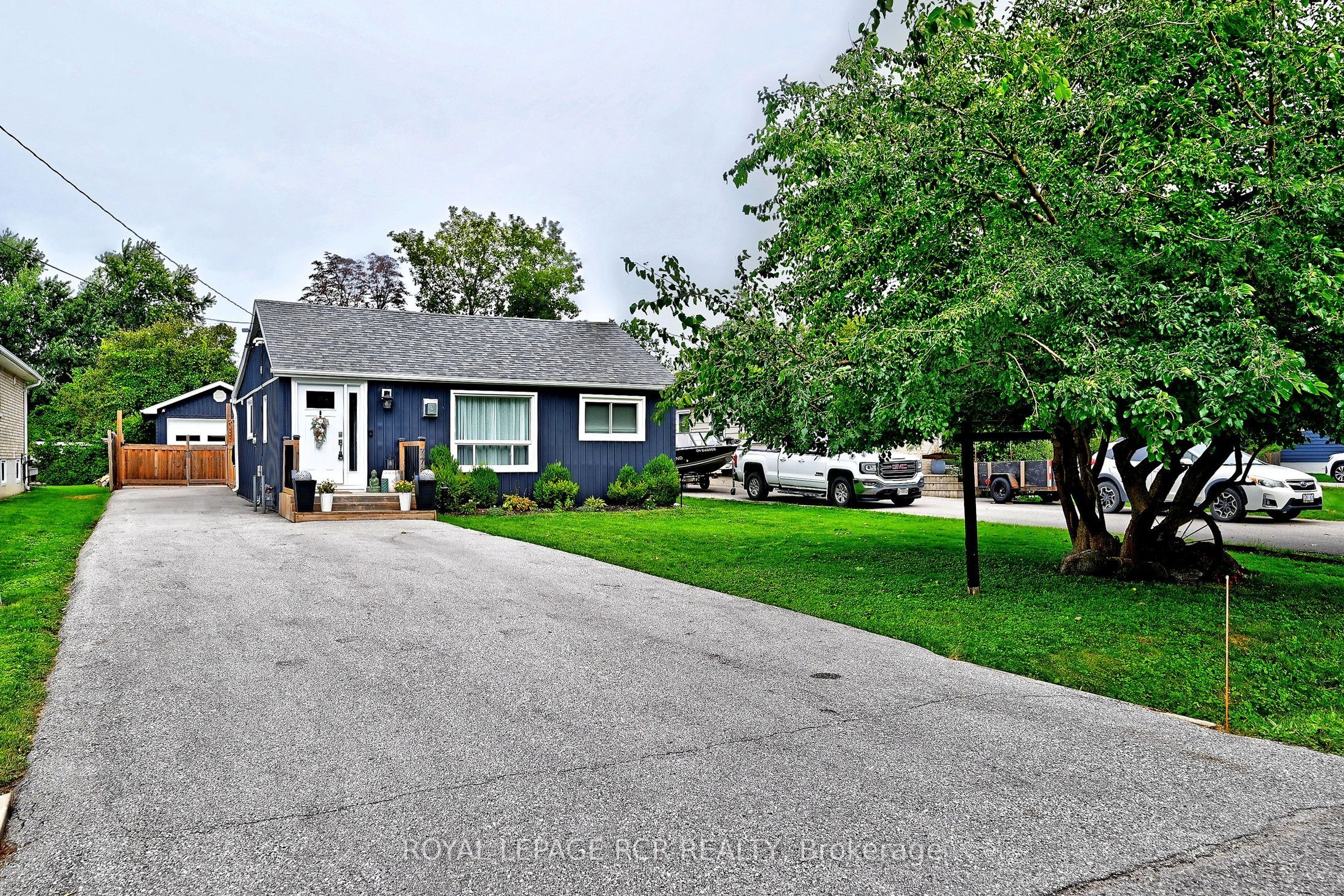 779 Sheppard Avenue, Georgina, ON L4P 3E9 photo 4