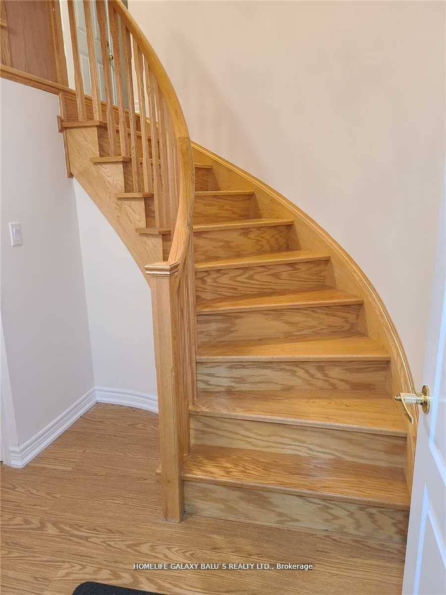4 Malborough Road (Basement), Markham, ON L6B 0E9 photo 2