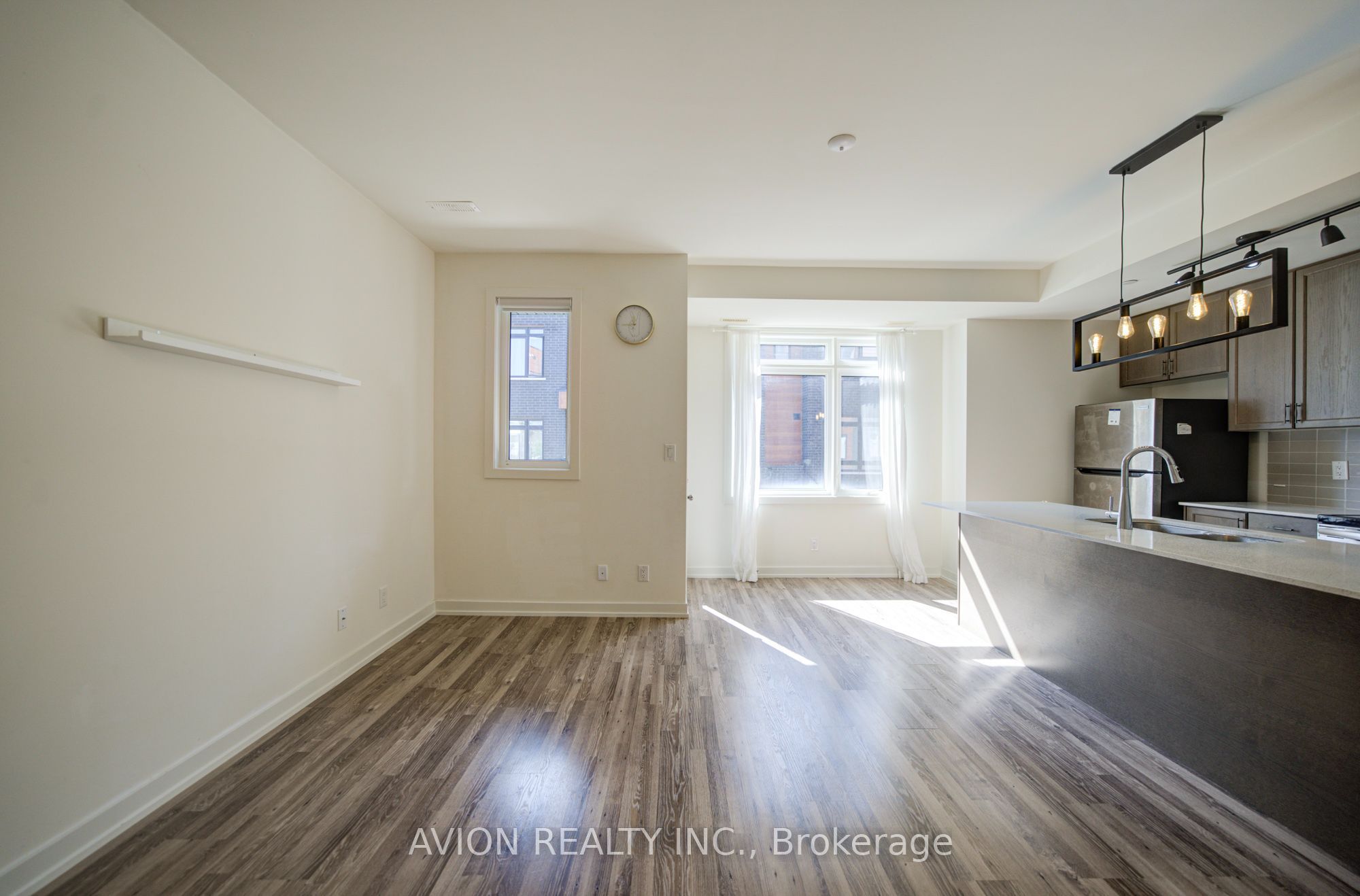 370 Red Maple Road 83, Richmond Hill, ON L4C 5T4