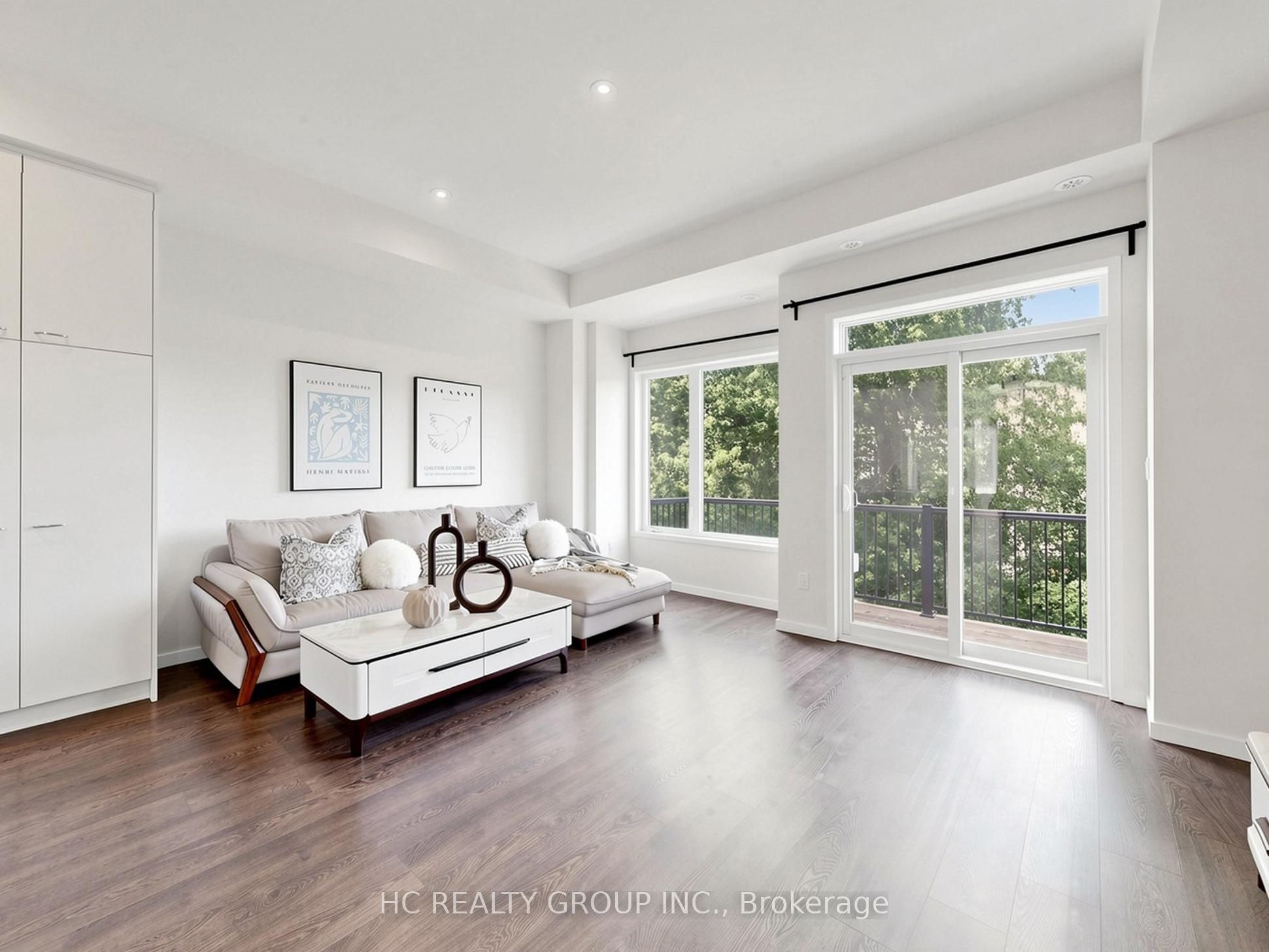 38 Lafferty Lane, Richmond Hill, ON L4C 0Z8 photo 4