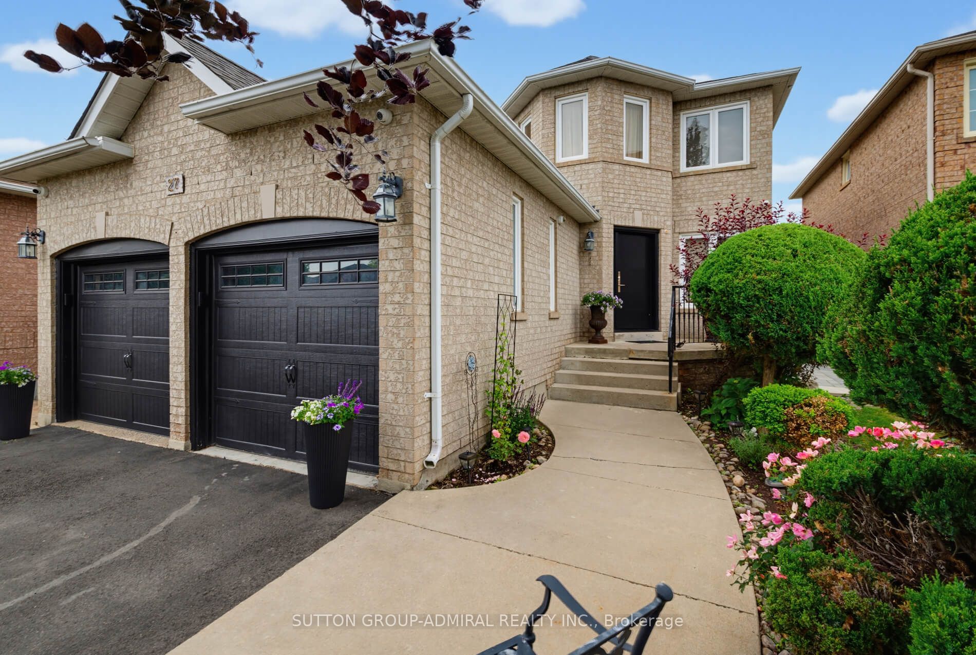 27 Pine Hollow Crescent, Vaughan, ON L6A 2L6 photo 3